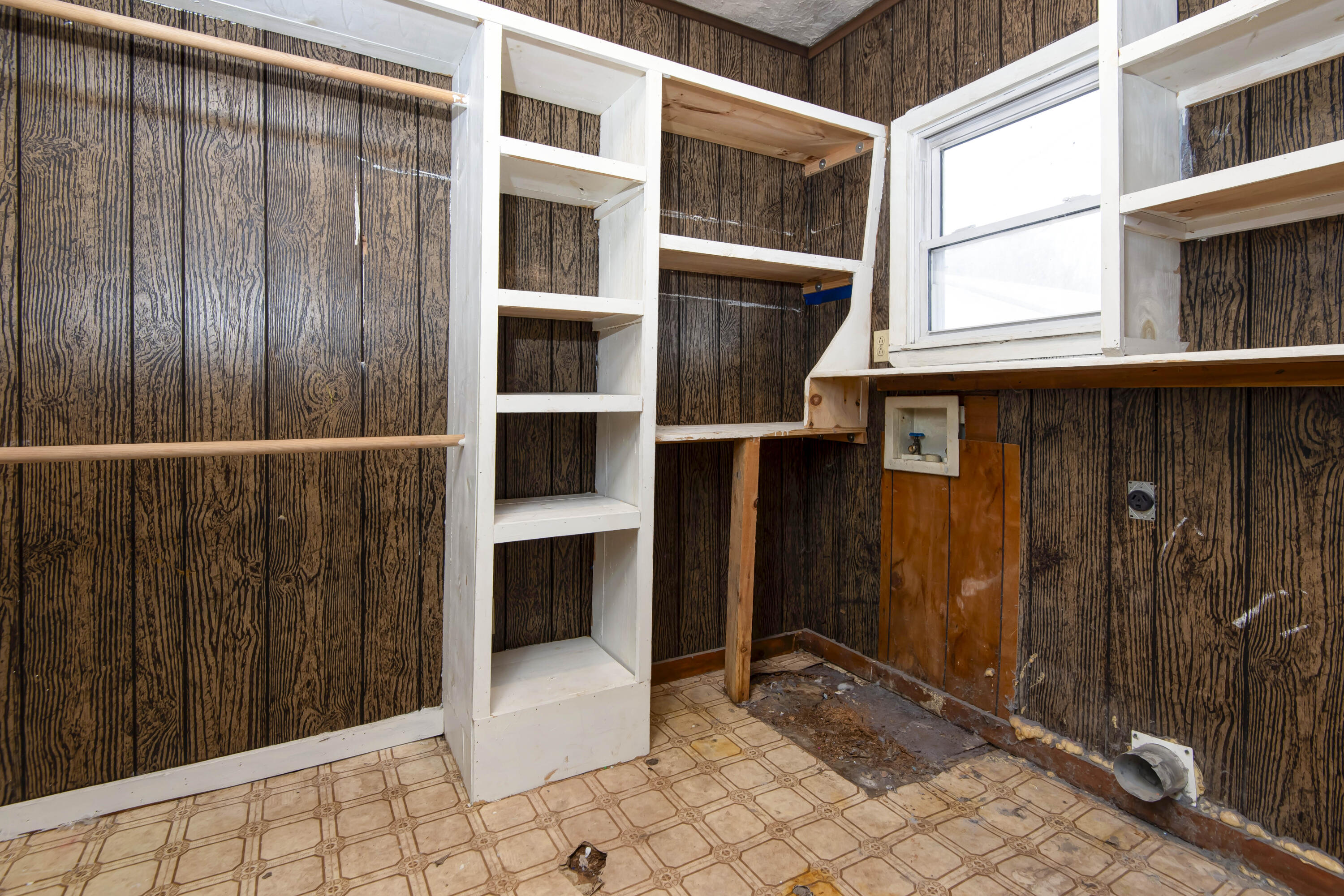 8101 State Highway A Property Photo 9