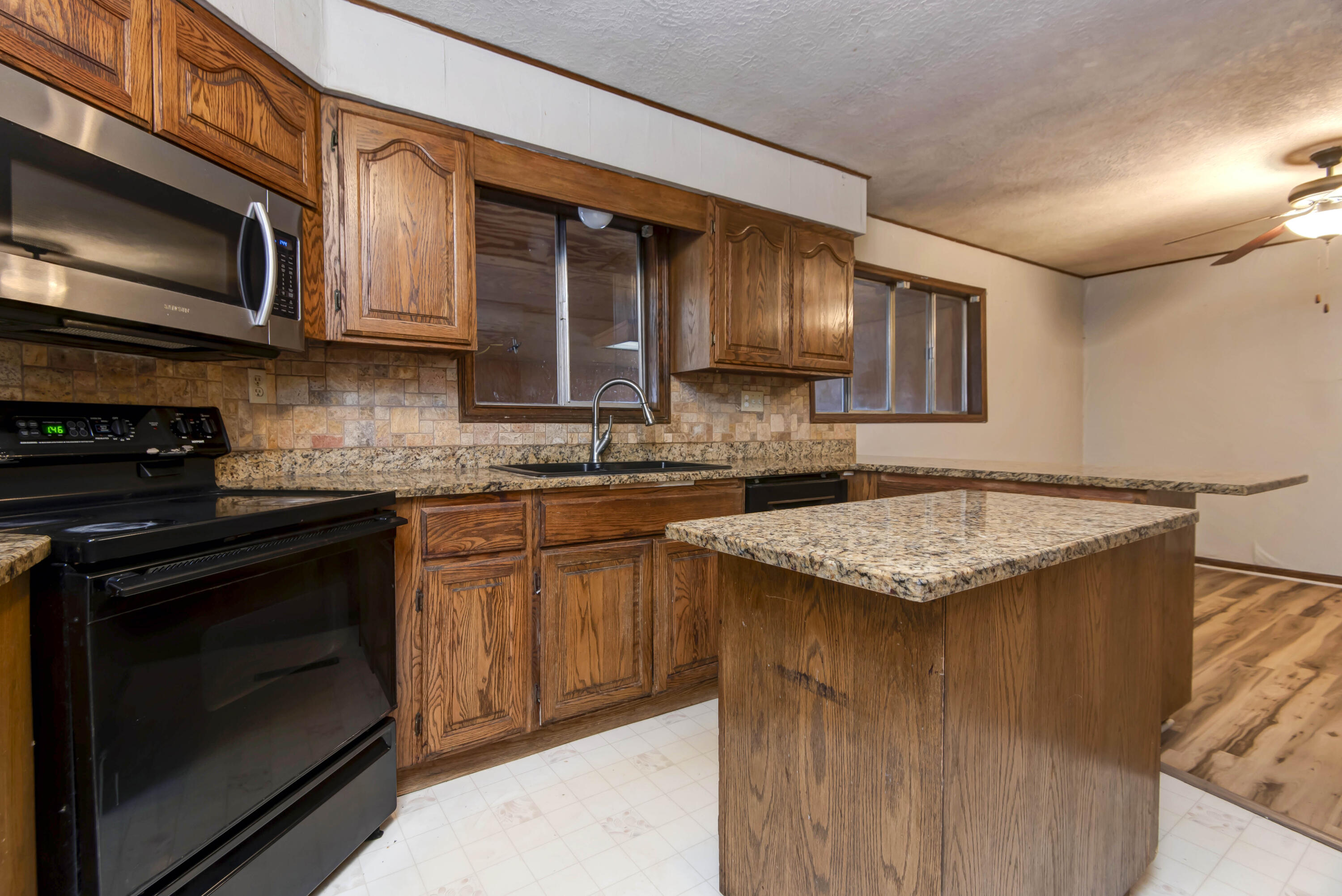 8101 State Highway A Property Photo 19