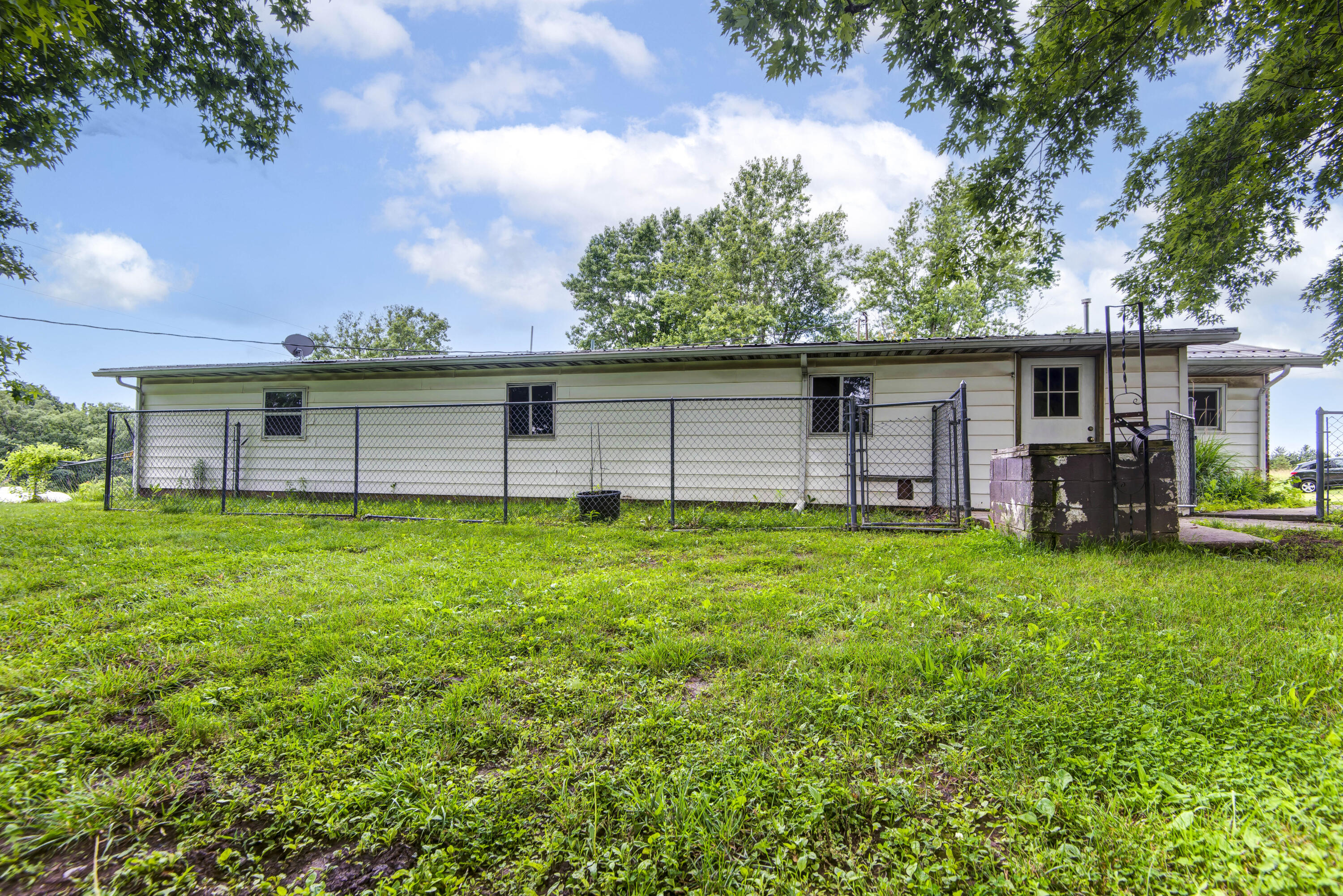 8101 State Highway A Property Photo 26