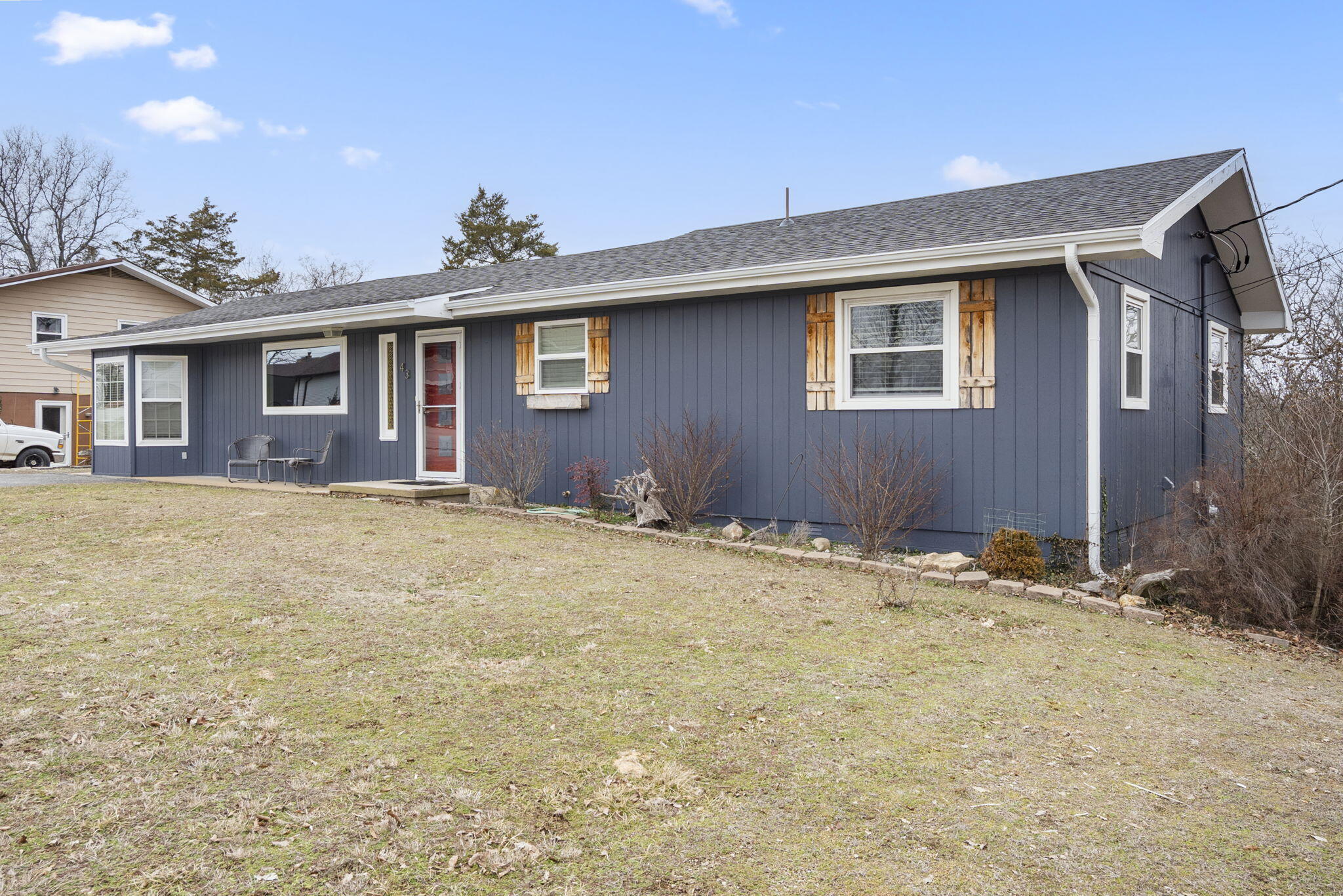 43 Skyline Drive Property Photo 1