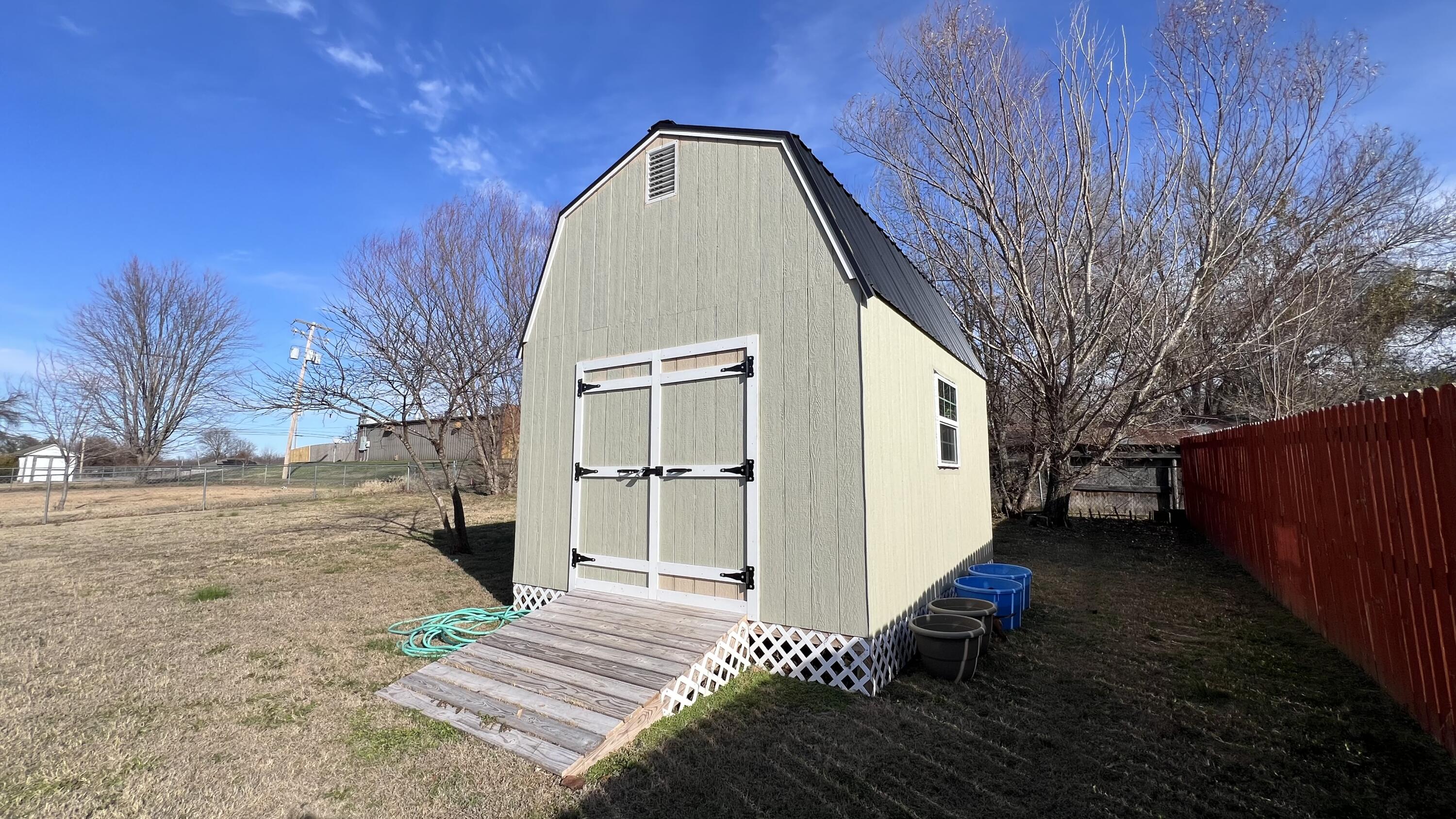 114 Redbud Lane Property Photo 14