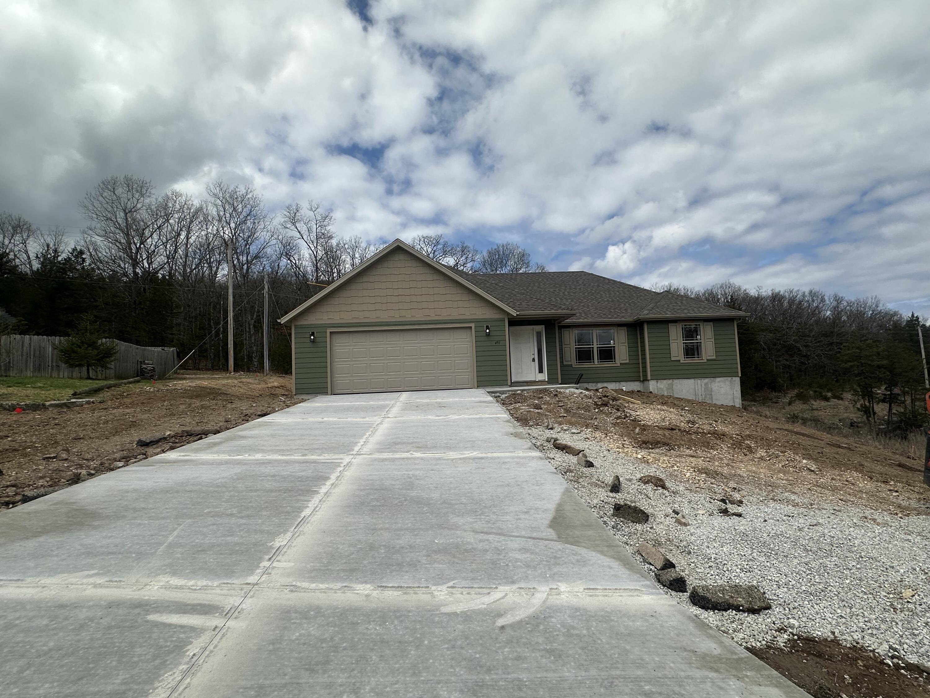491 Pine Woods Village Drive Property Photo 2