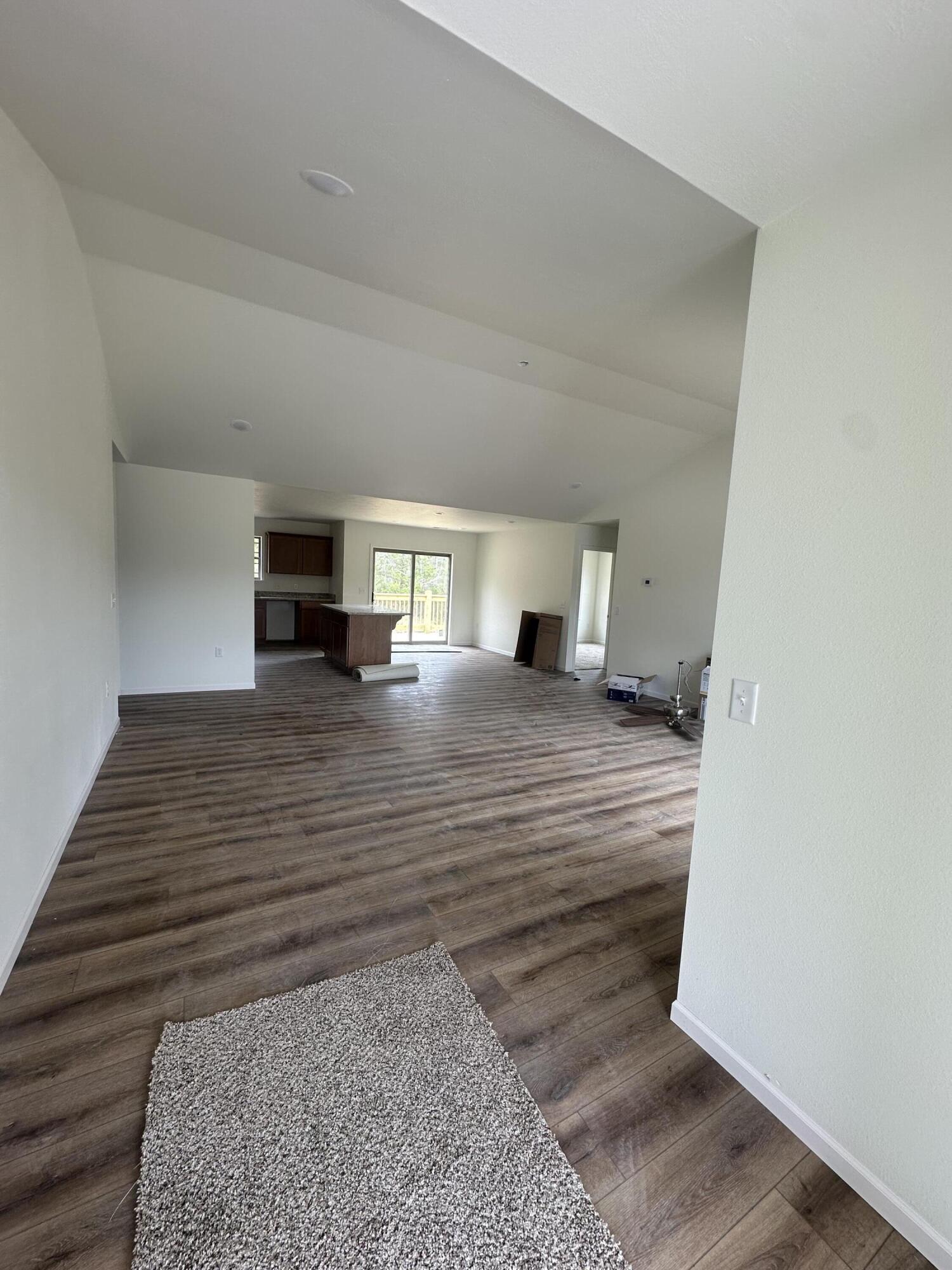 491 Pine Woods Village Drive Property Photo 5