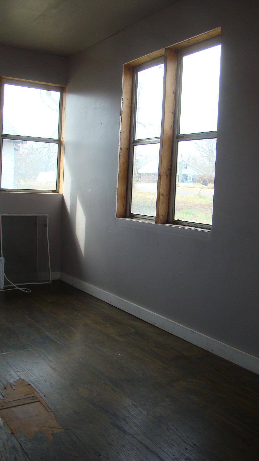 509 East 3rd Street Property Photo 19