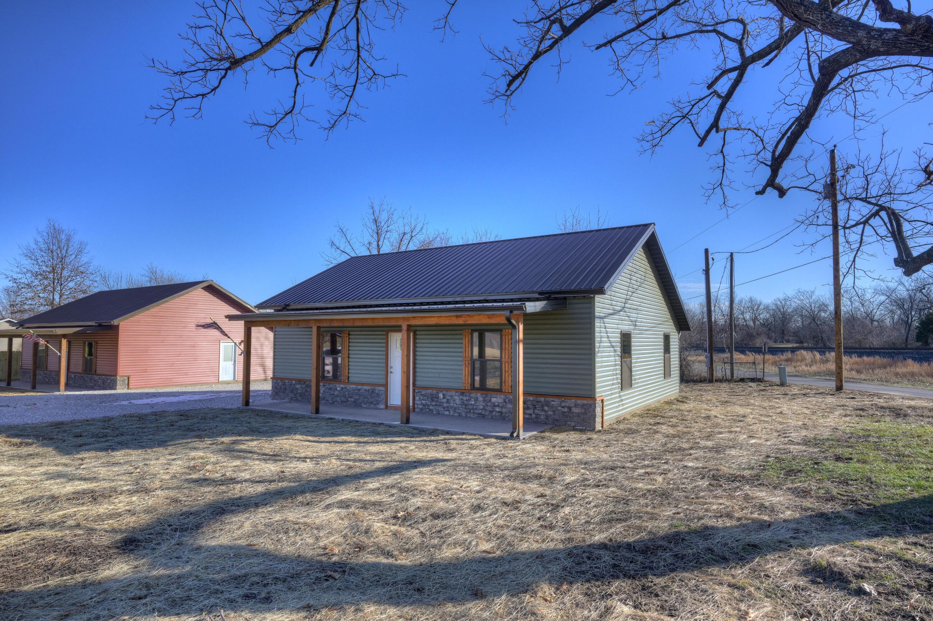 103 Whitmore Street Property Photo 2