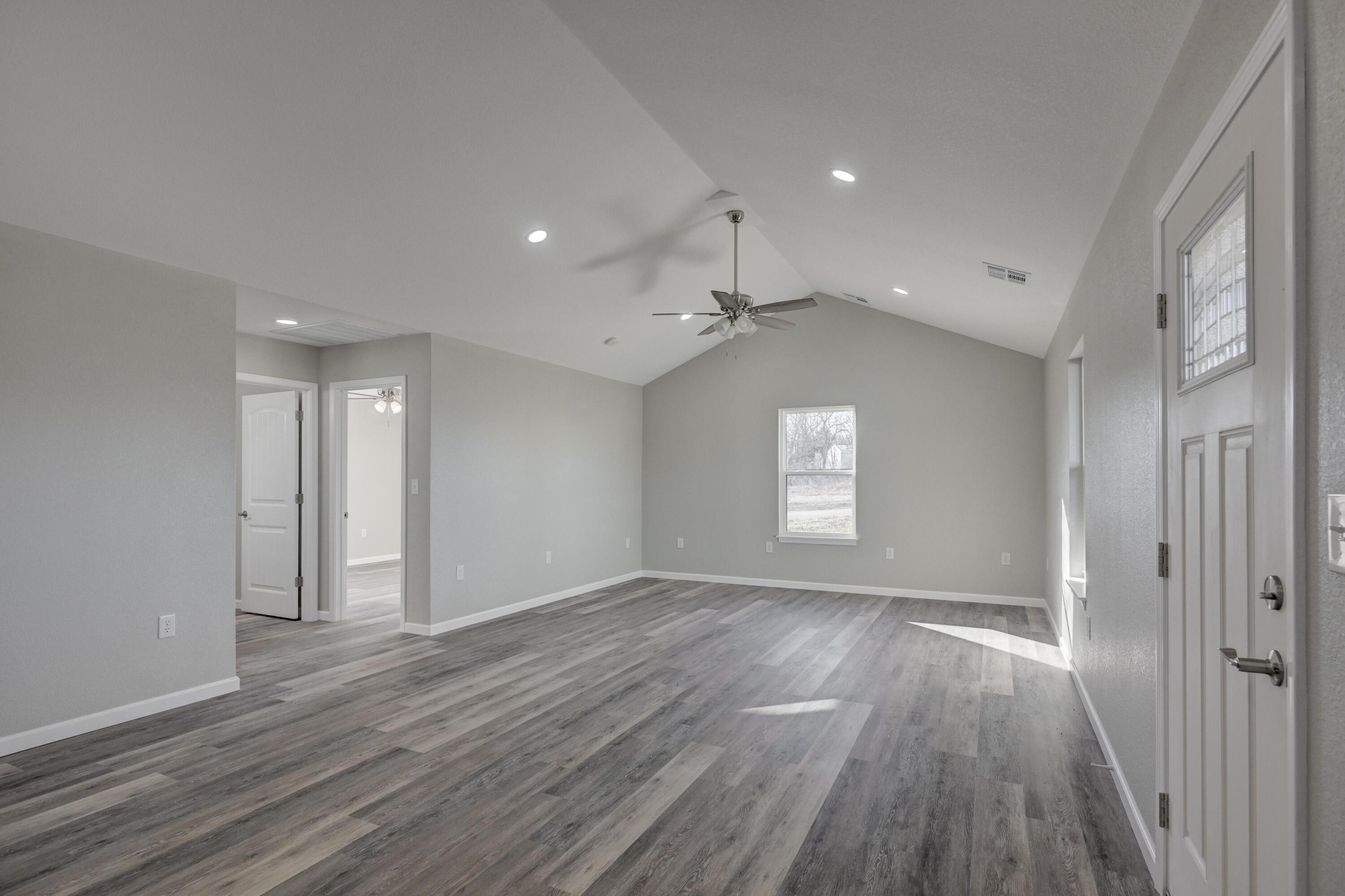 103 Whitmore Street Property Photo 5