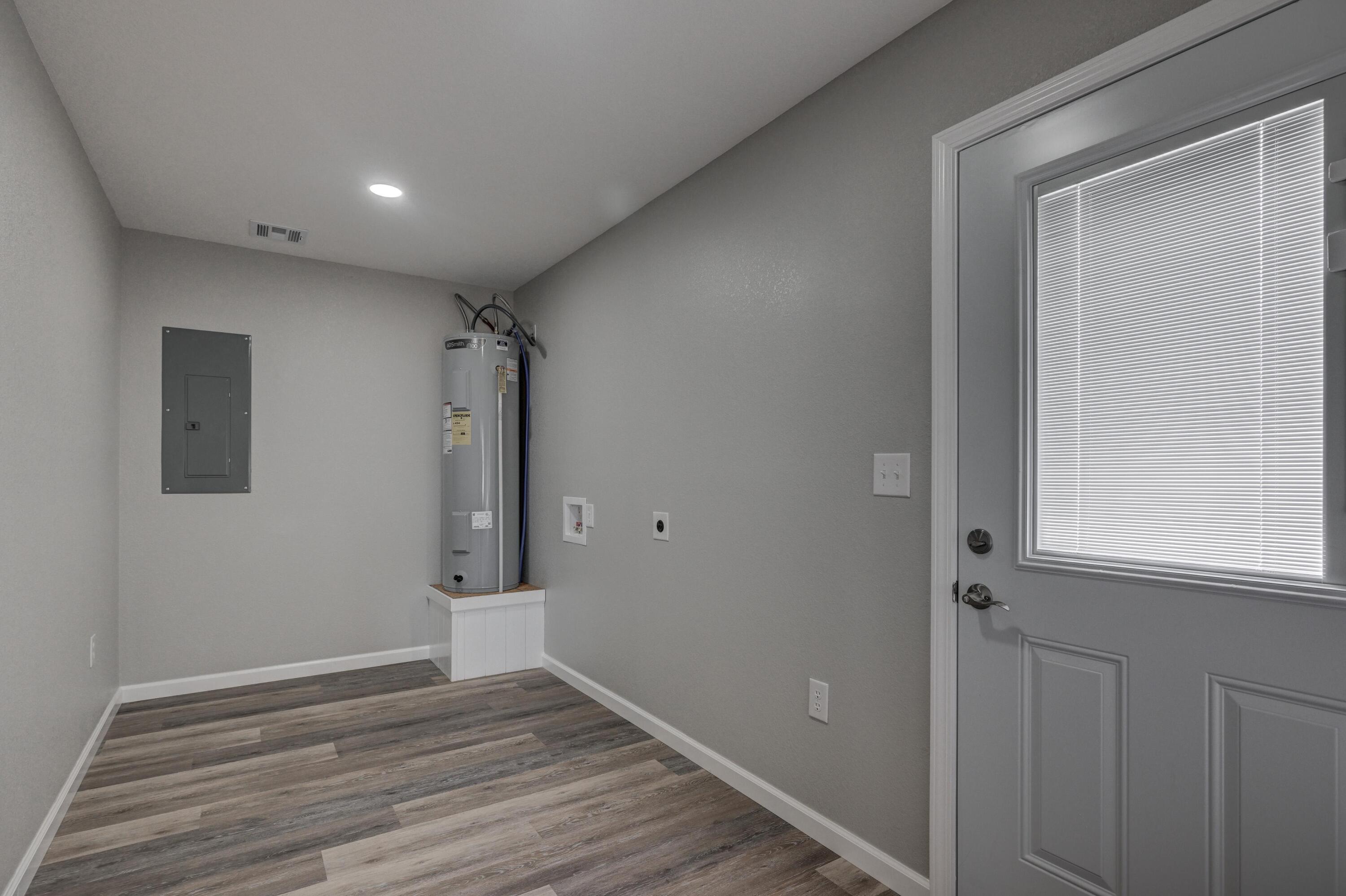 105 Whitmore Street Property Photo 11