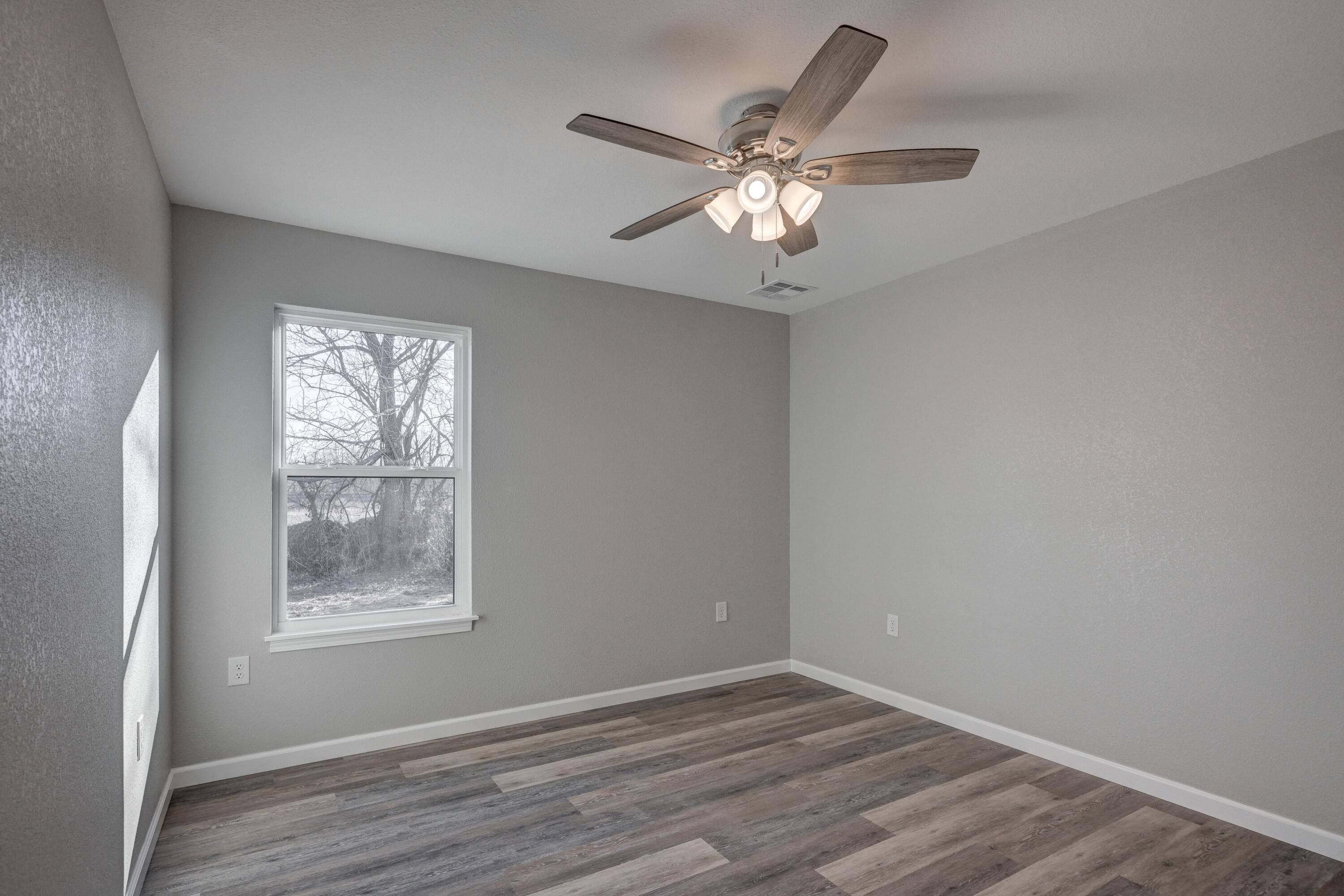 105 Whitmore Street Property Photo 13