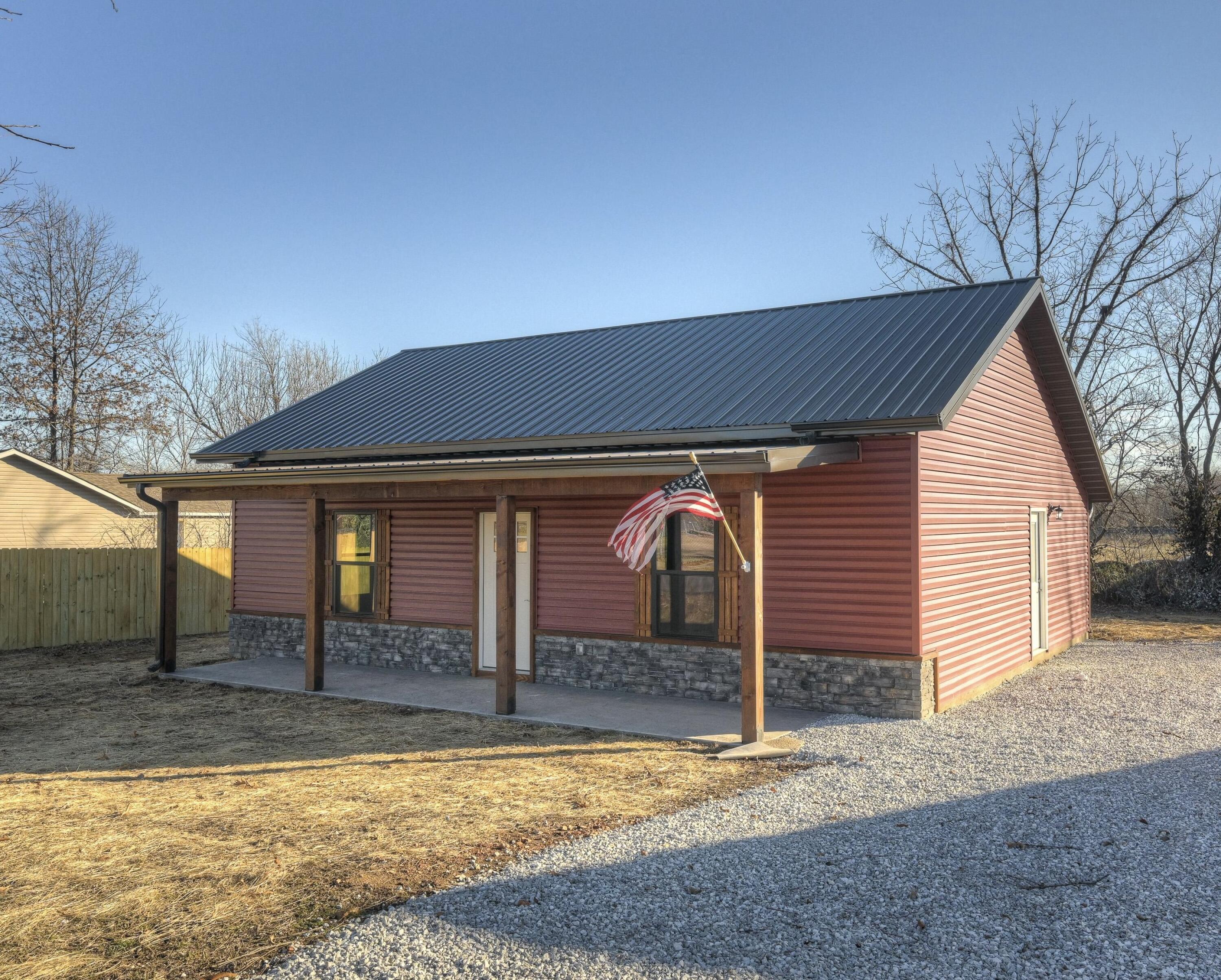 105 Whitmore Street Property Photo 20