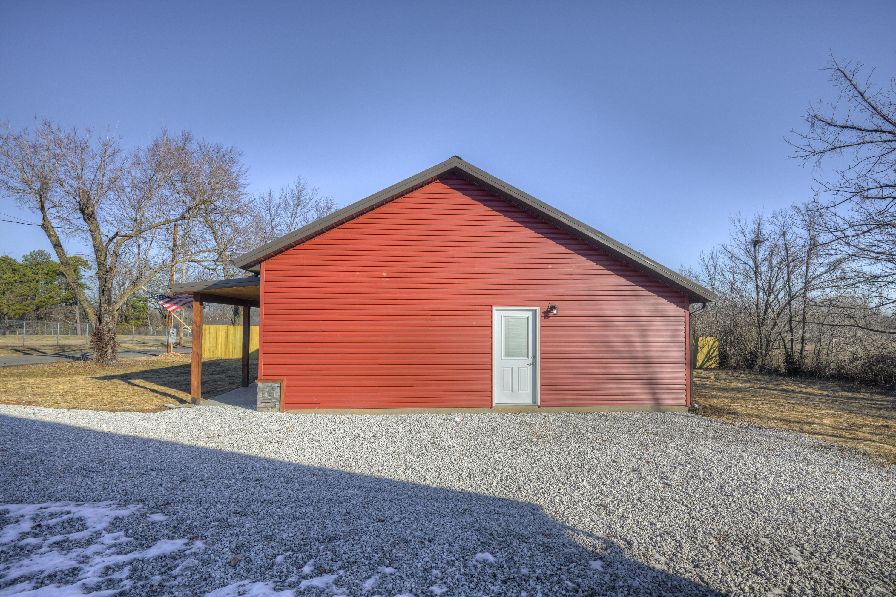 105 Whitmore Street Property Photo 21