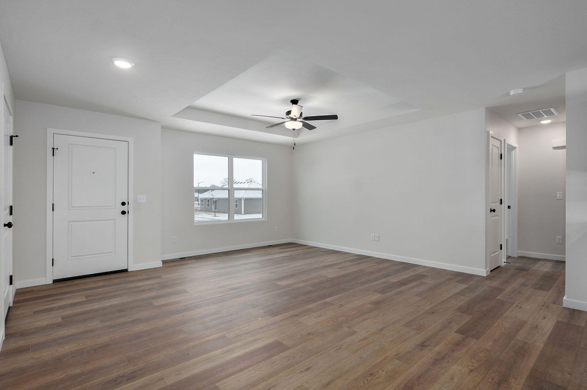 983 North Labrador Avenue Property Photo 7