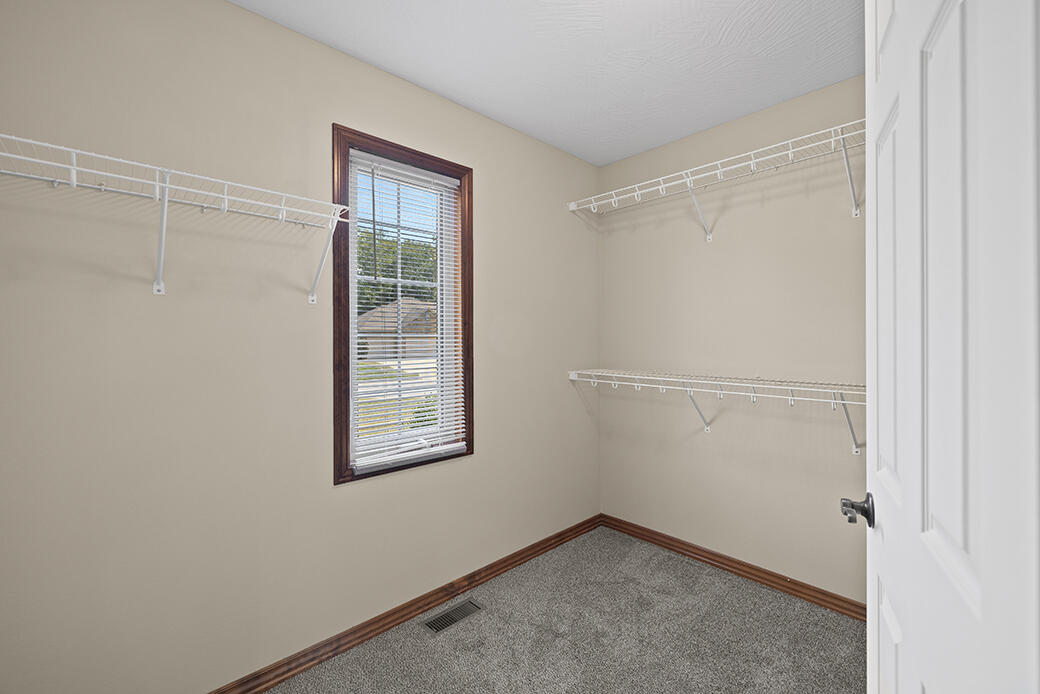 865 South Long Drive Property Photo 20