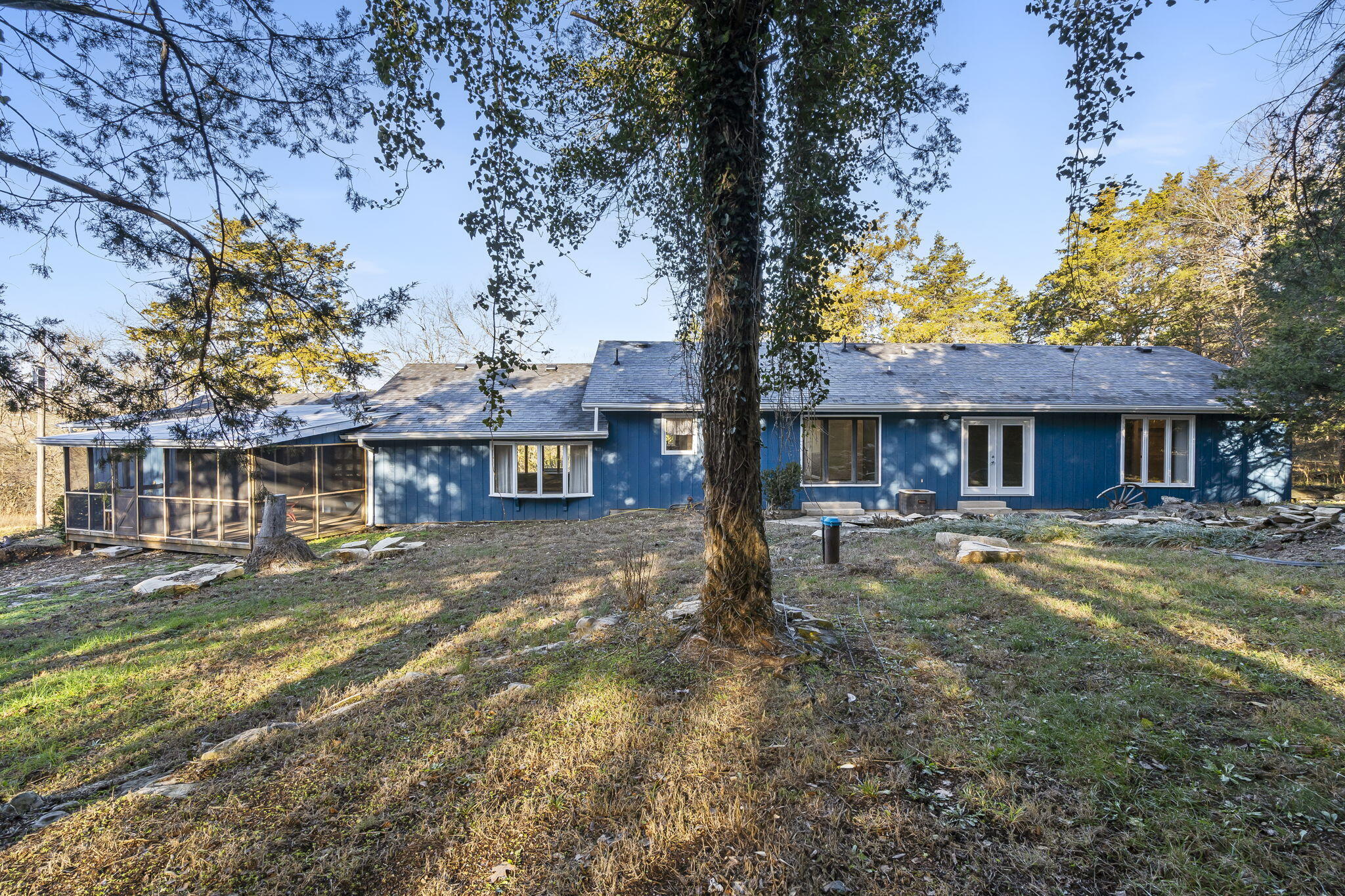 20 Creek Bluff Drive Property Photo 36