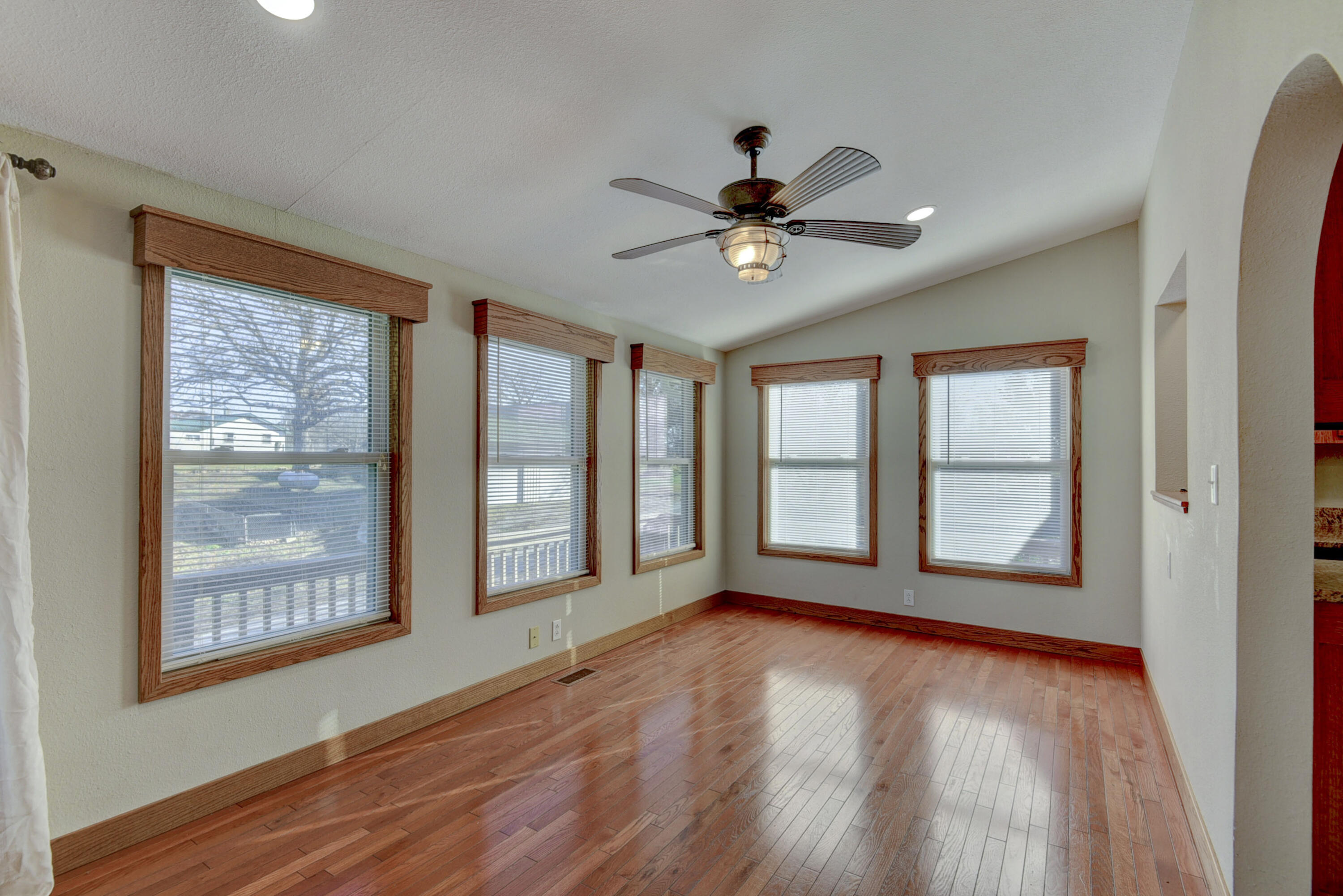 3265 Lakeview Lane Property Photo 14