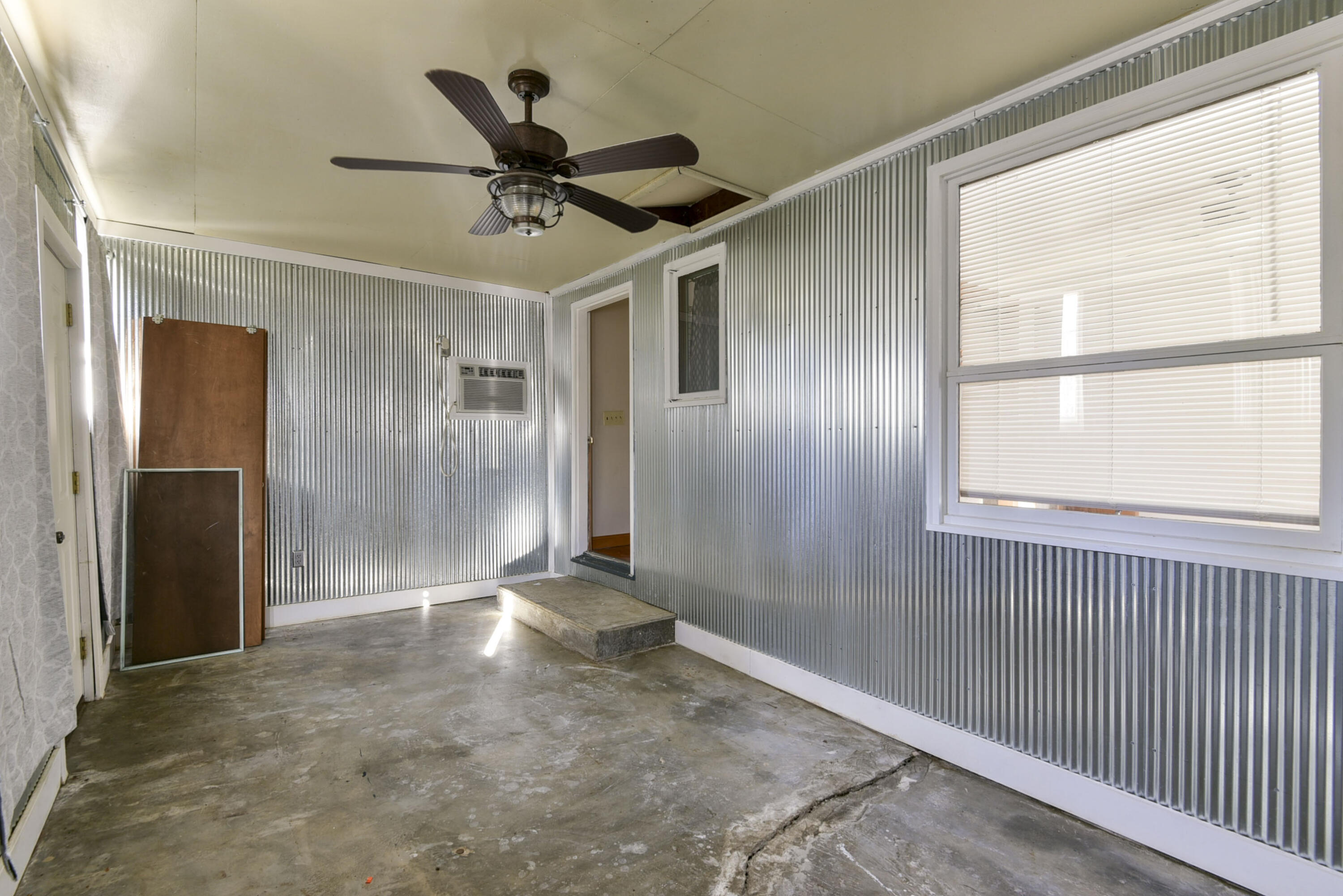 3265 Lakeview Lane Property Photo 25