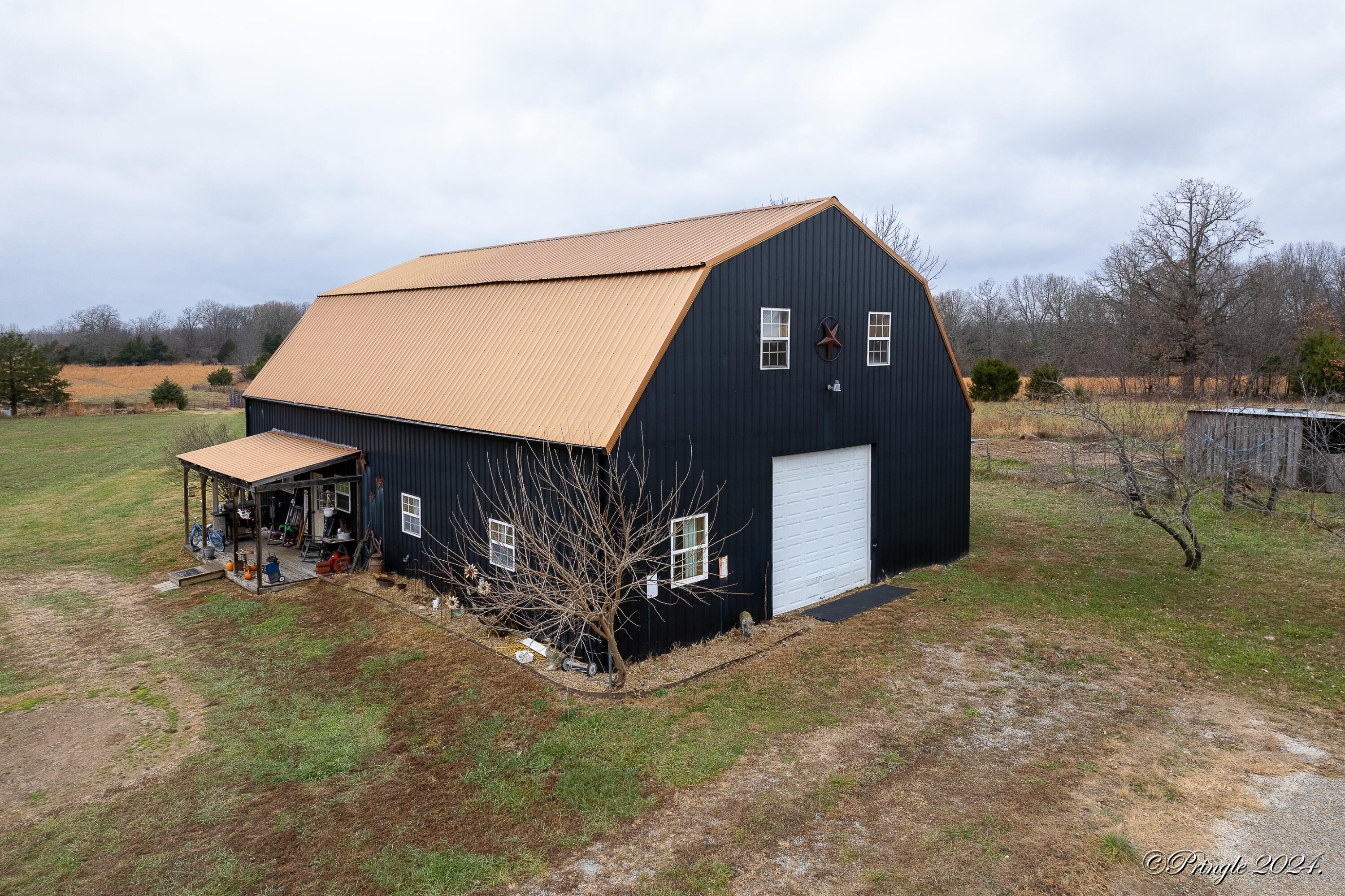 8685 State Route Ad Property Photo 4