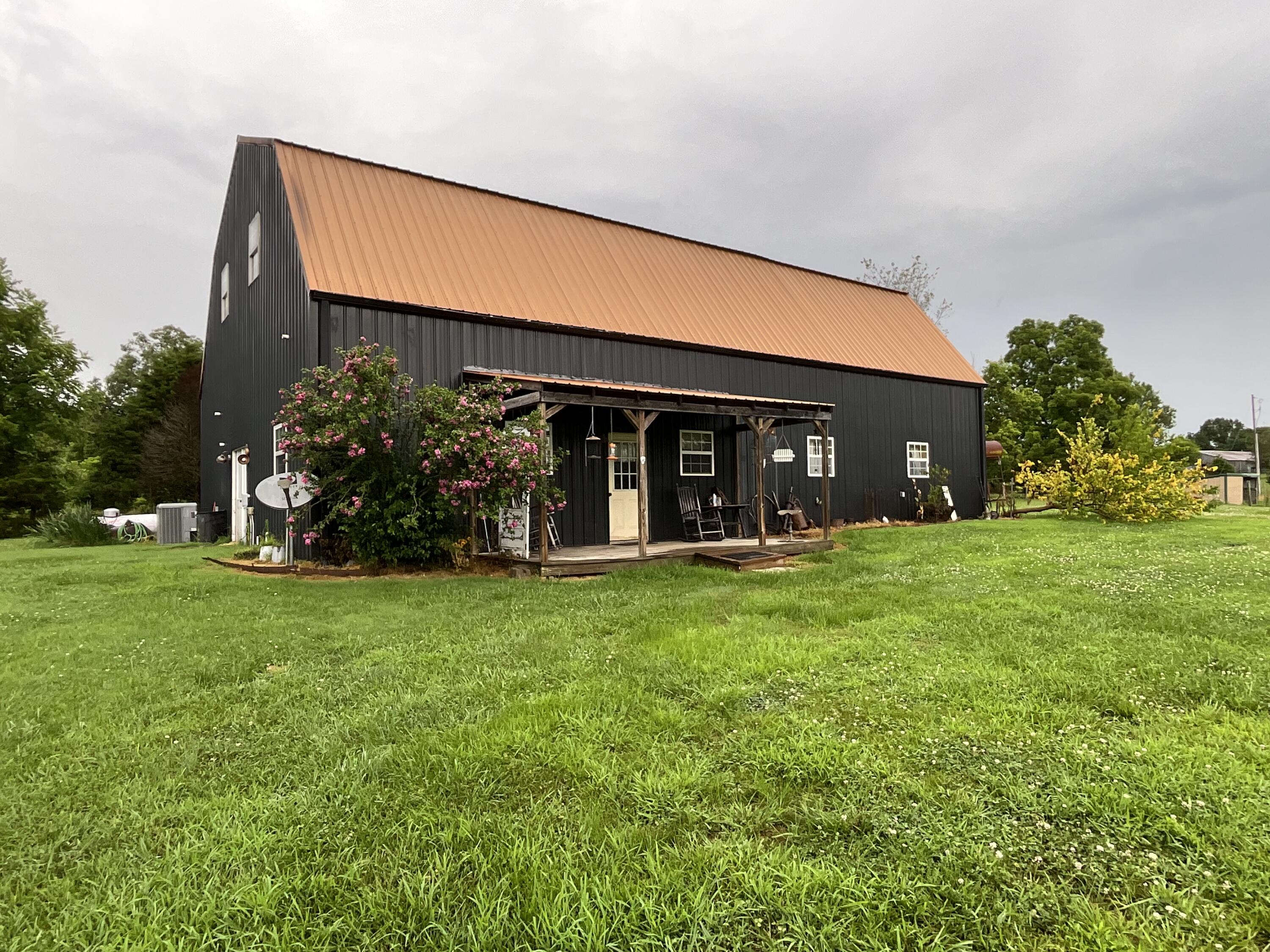8685 State Route Ad Property Photo 7