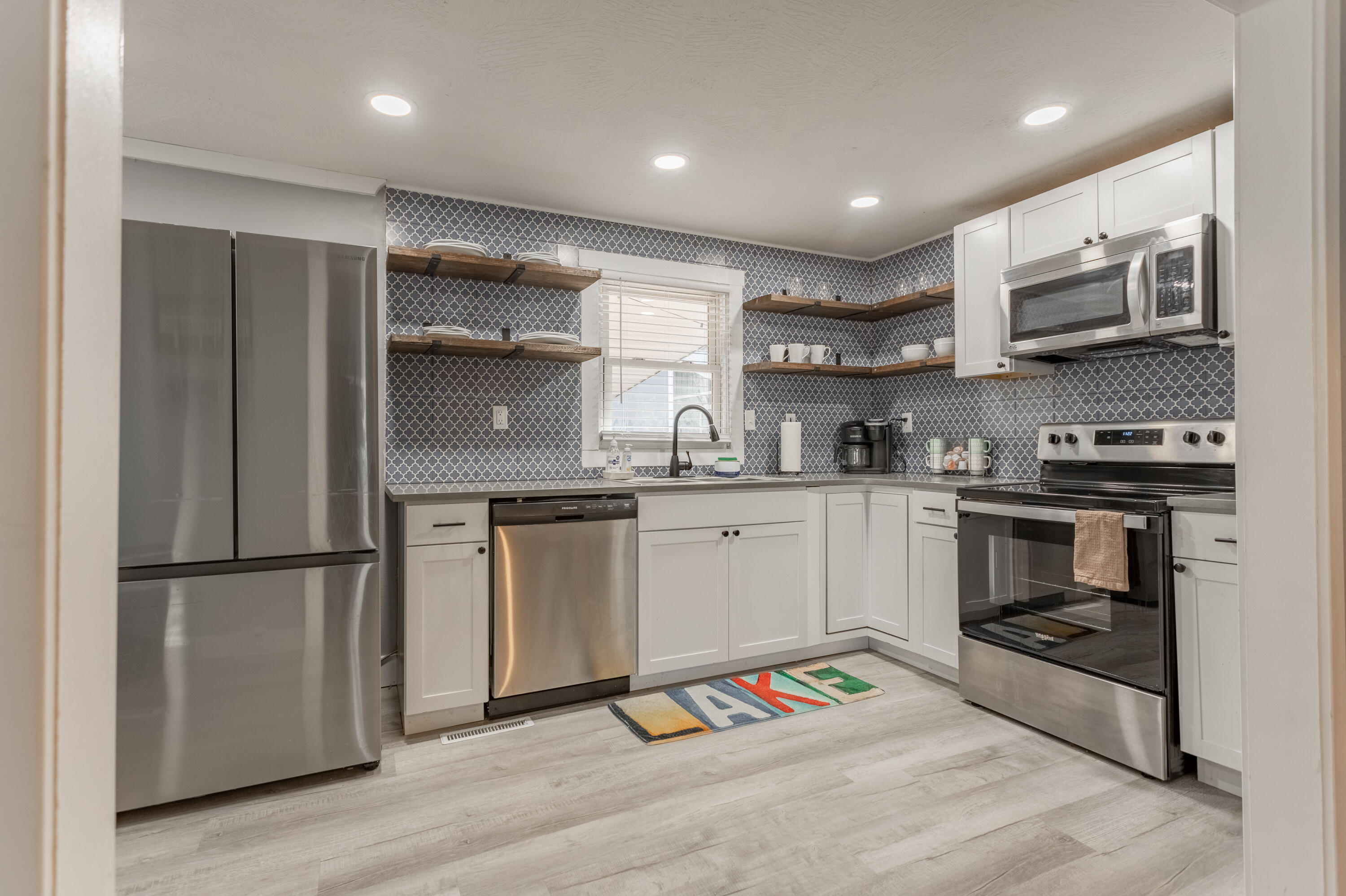 55 2nd Street Property Photo 36
