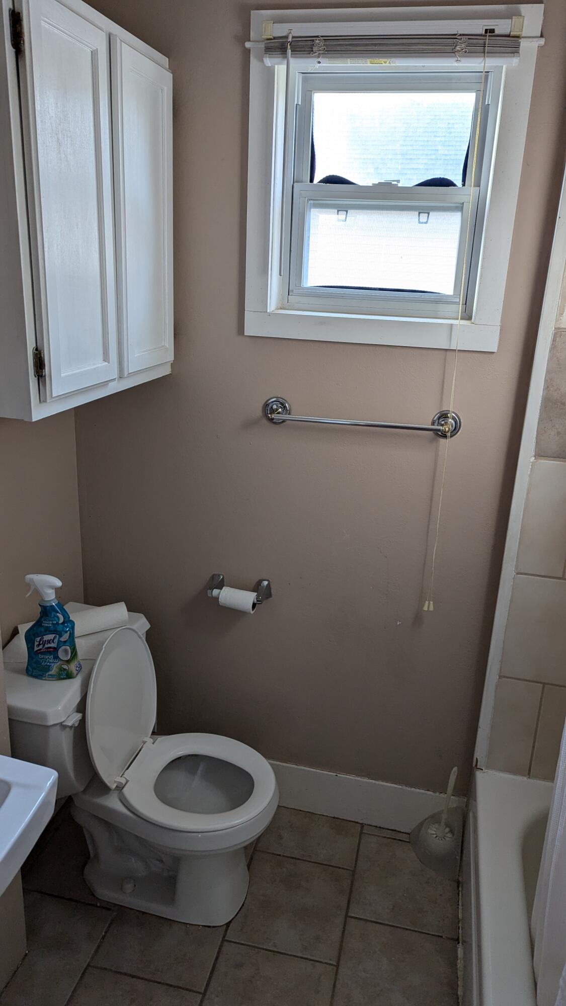 1401 South Barrett Avenue Property Photo 9