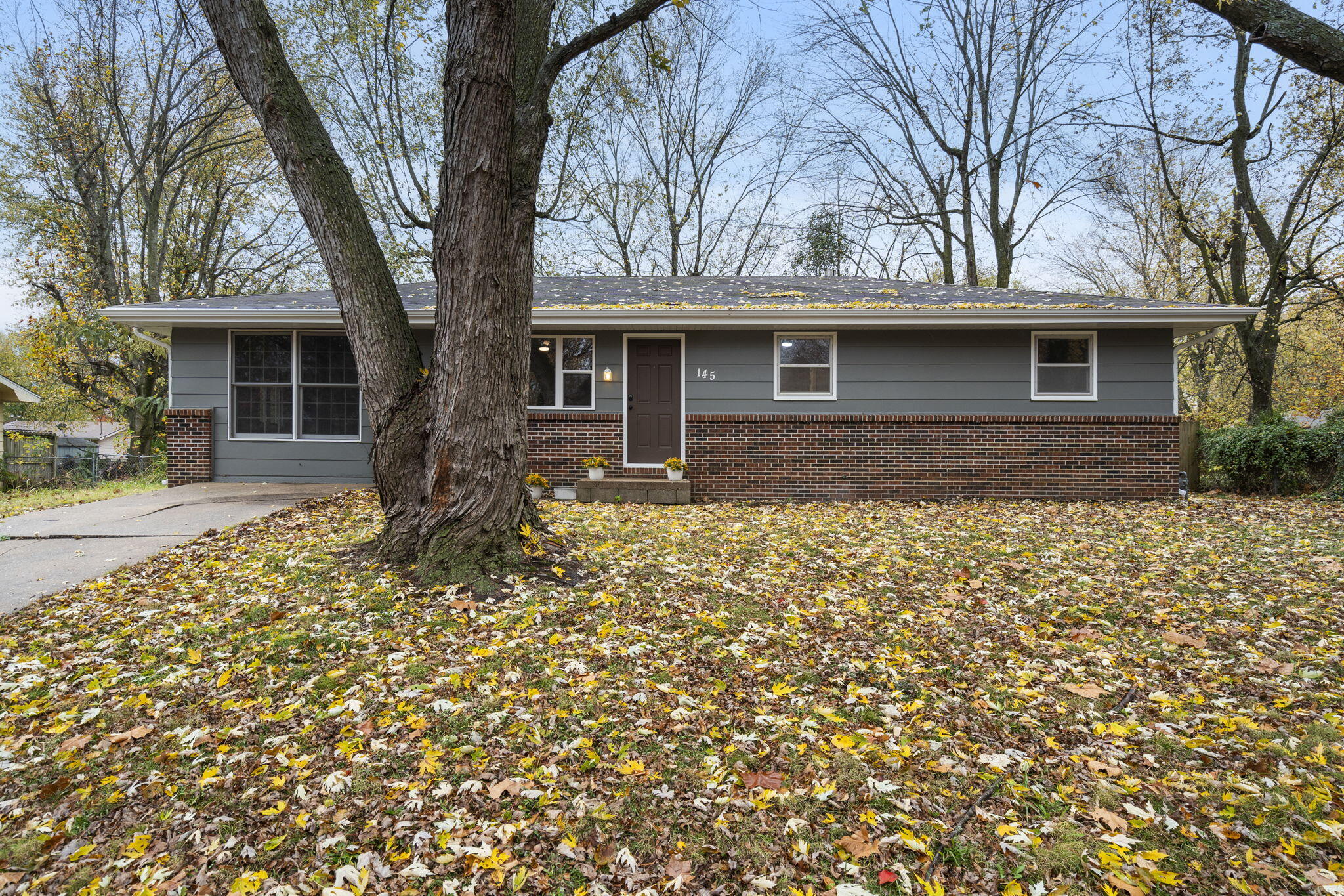145 South Allen Avenue Property Photo 29