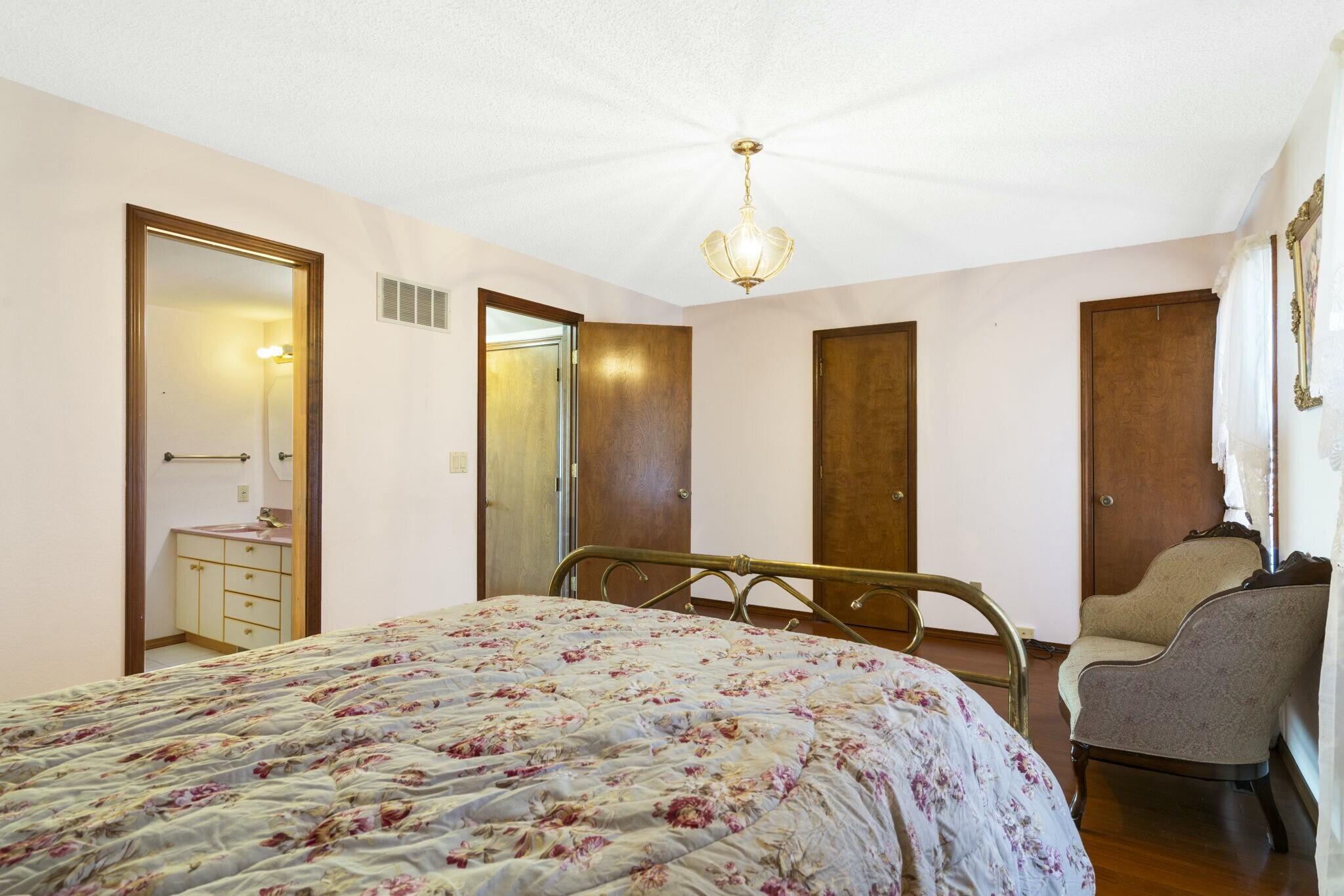 22 Ridgetop Drive Property Photo 17