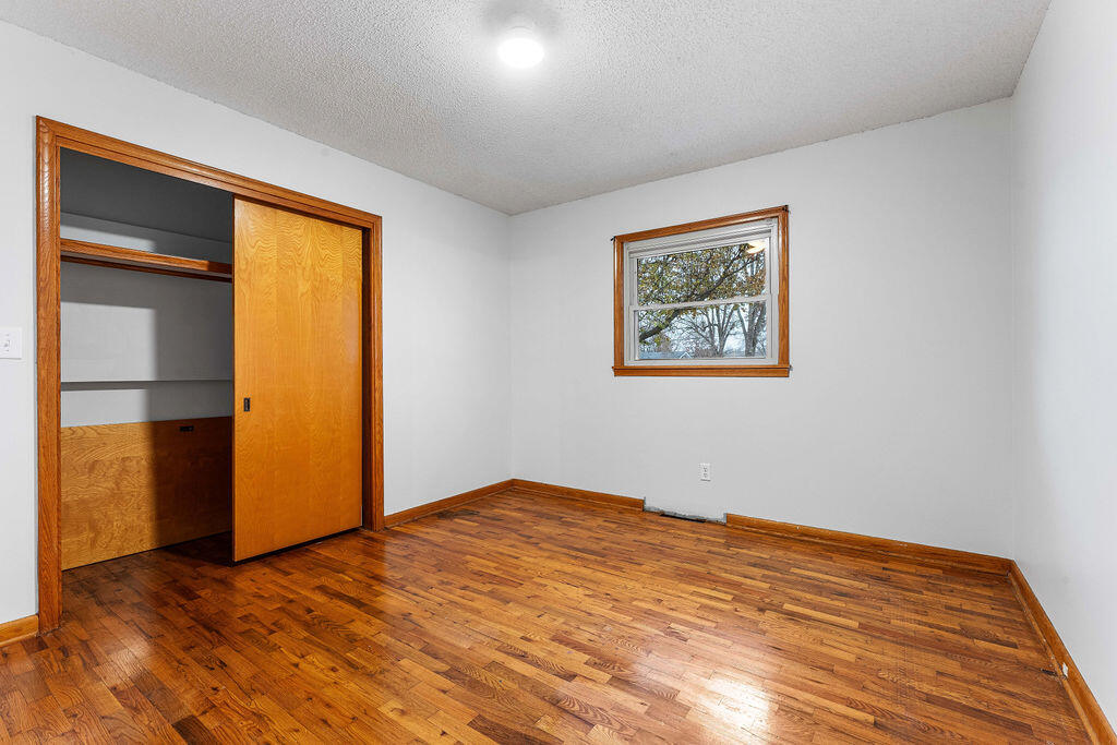 103 North Spring Street Property Photo 26