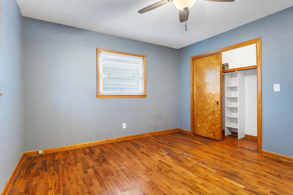 103 North Spring Street Property Photo 29