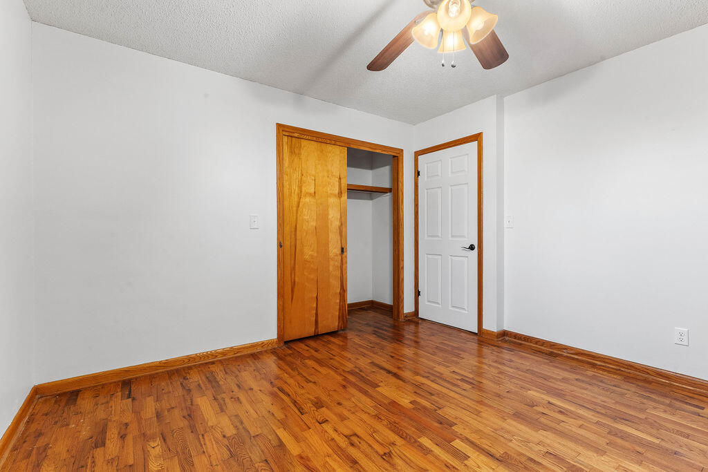 103 North Spring Street Property Photo 31
