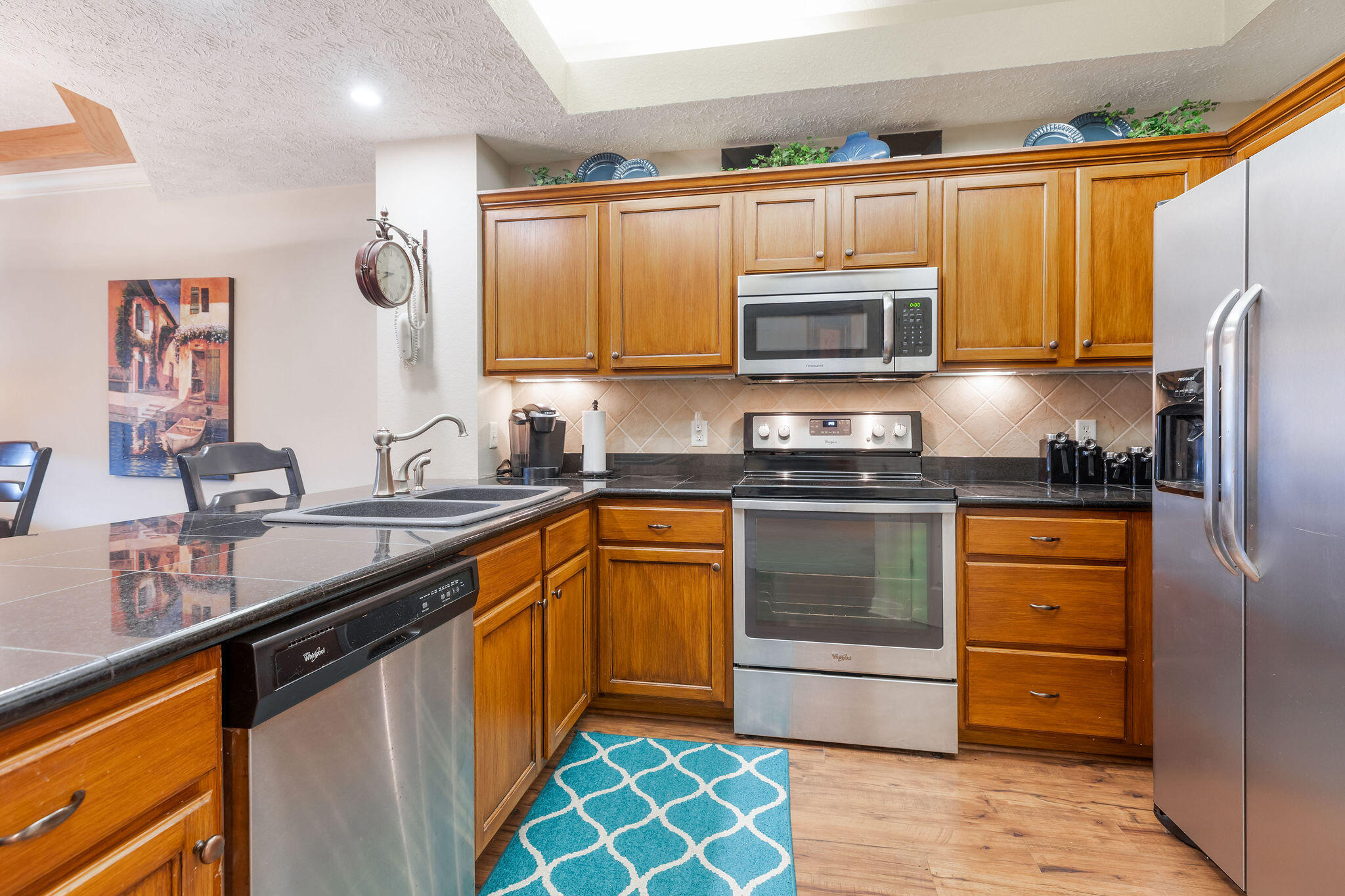 250 Lakewood Drive Property Photo 10