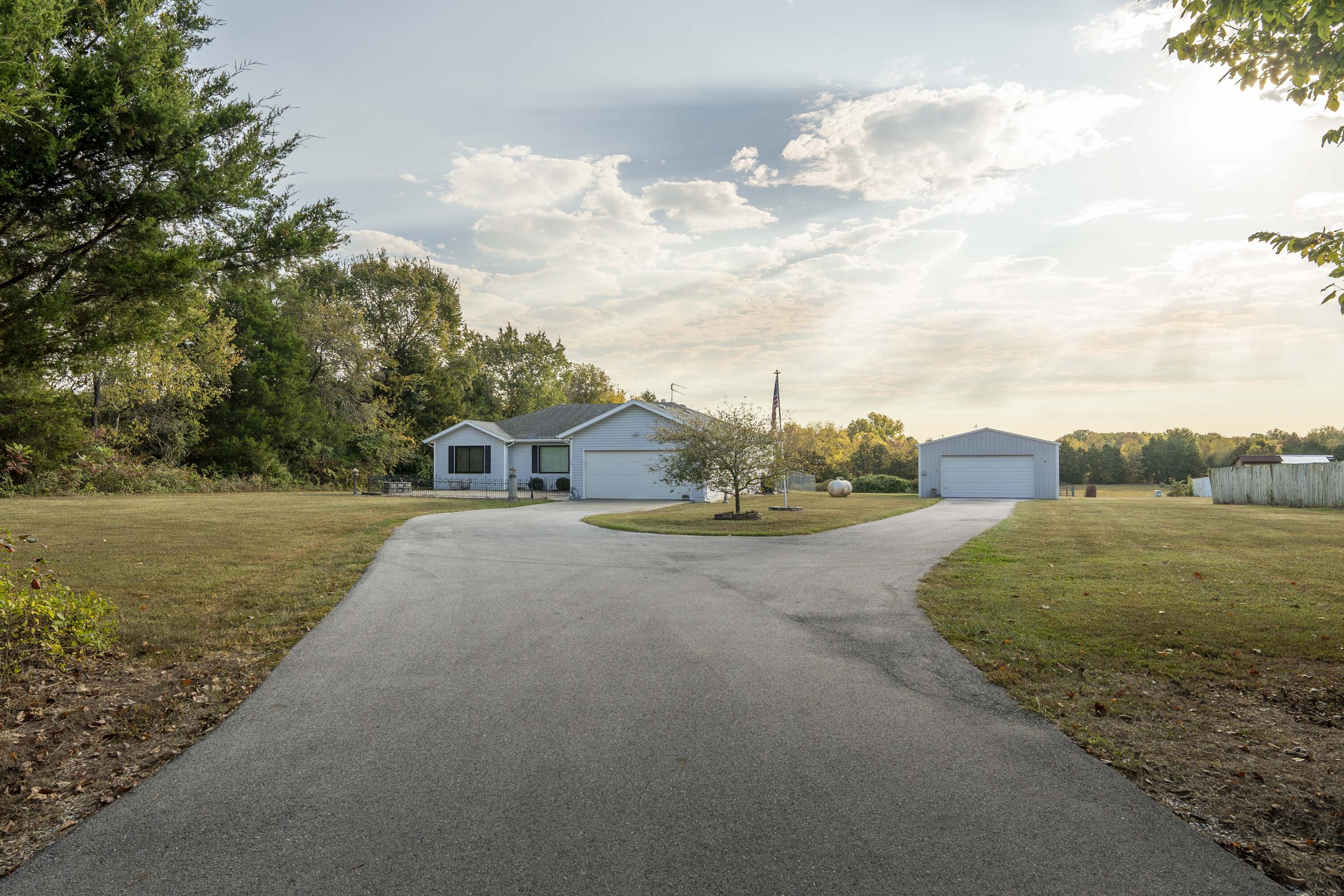 724 Santa Fe Road Property Photo 1
