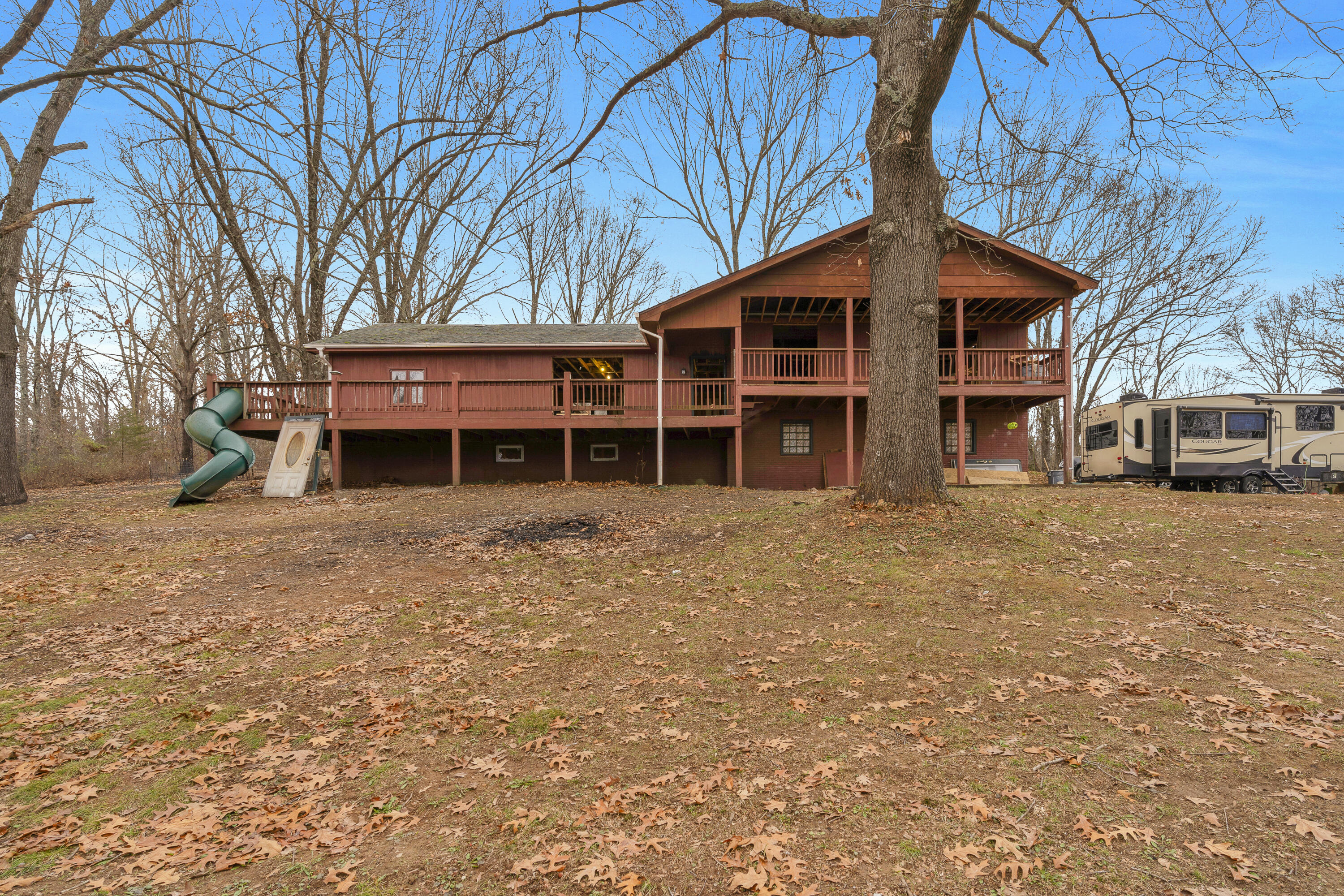 42 Pacific Drive Property Photo 1
