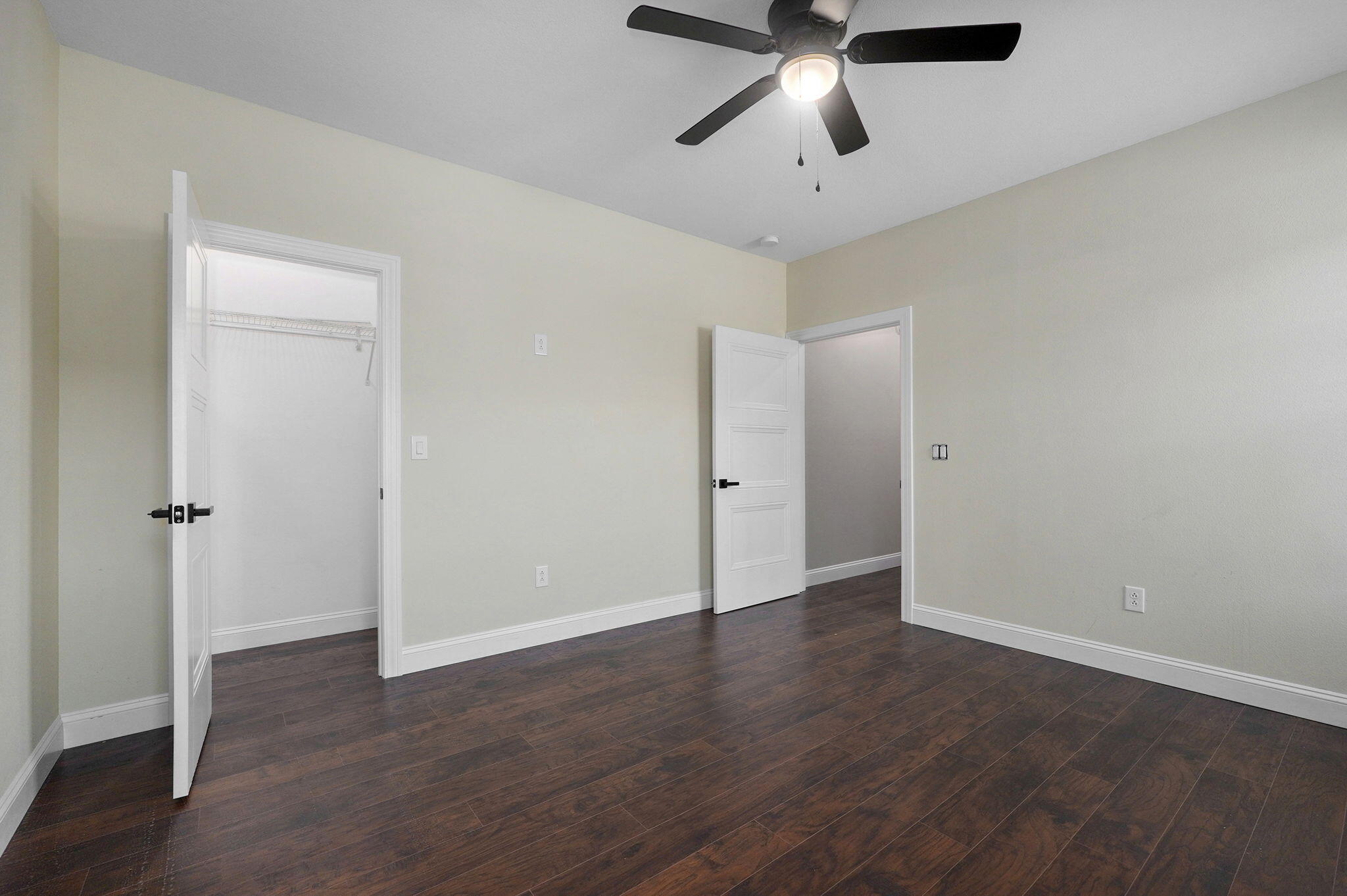 909 North Central Avenue Property Photo 15