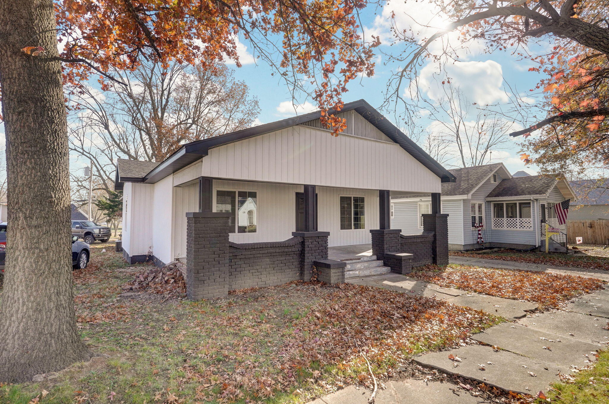 909 North Central Avenue Property Photo 21