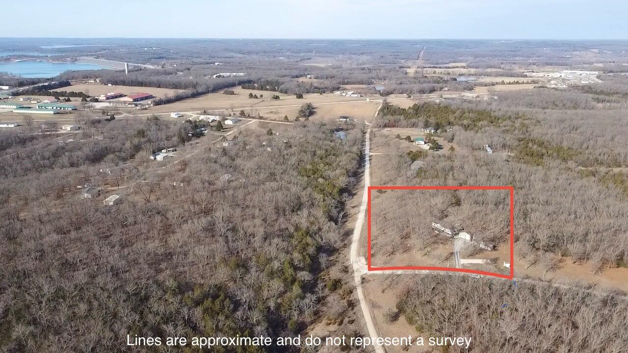 24752 Castle Road Property Photo 7