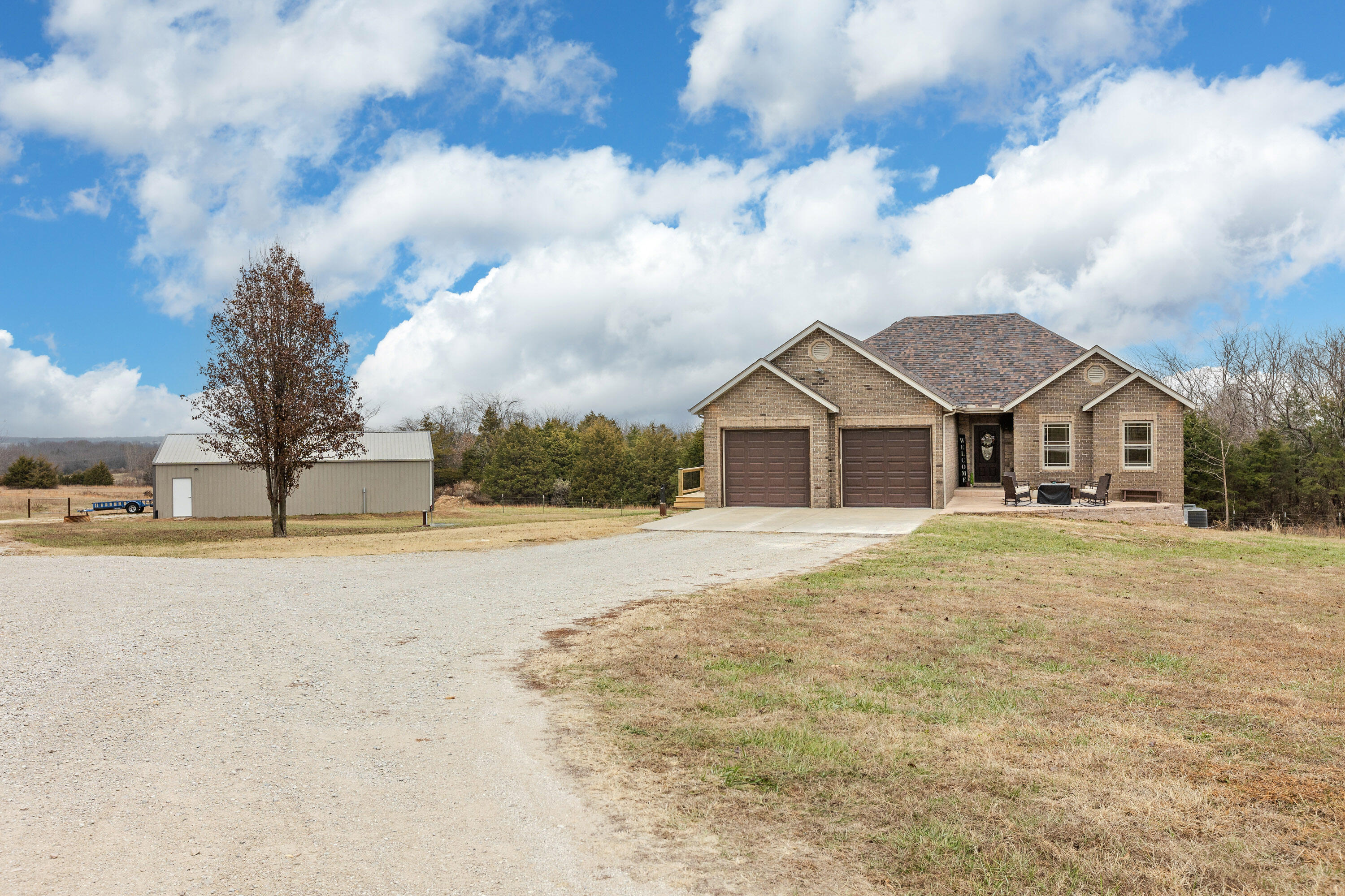 2459 Old Hillcrest Road Property Photo 1