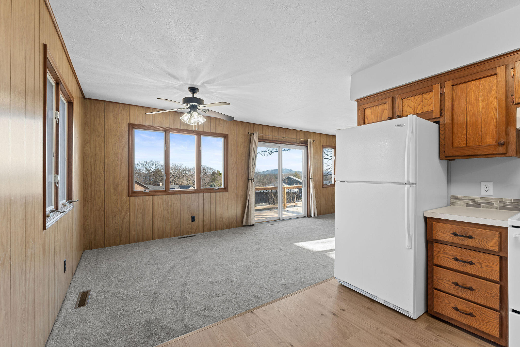 127 North Walnut Street Property Photo 16