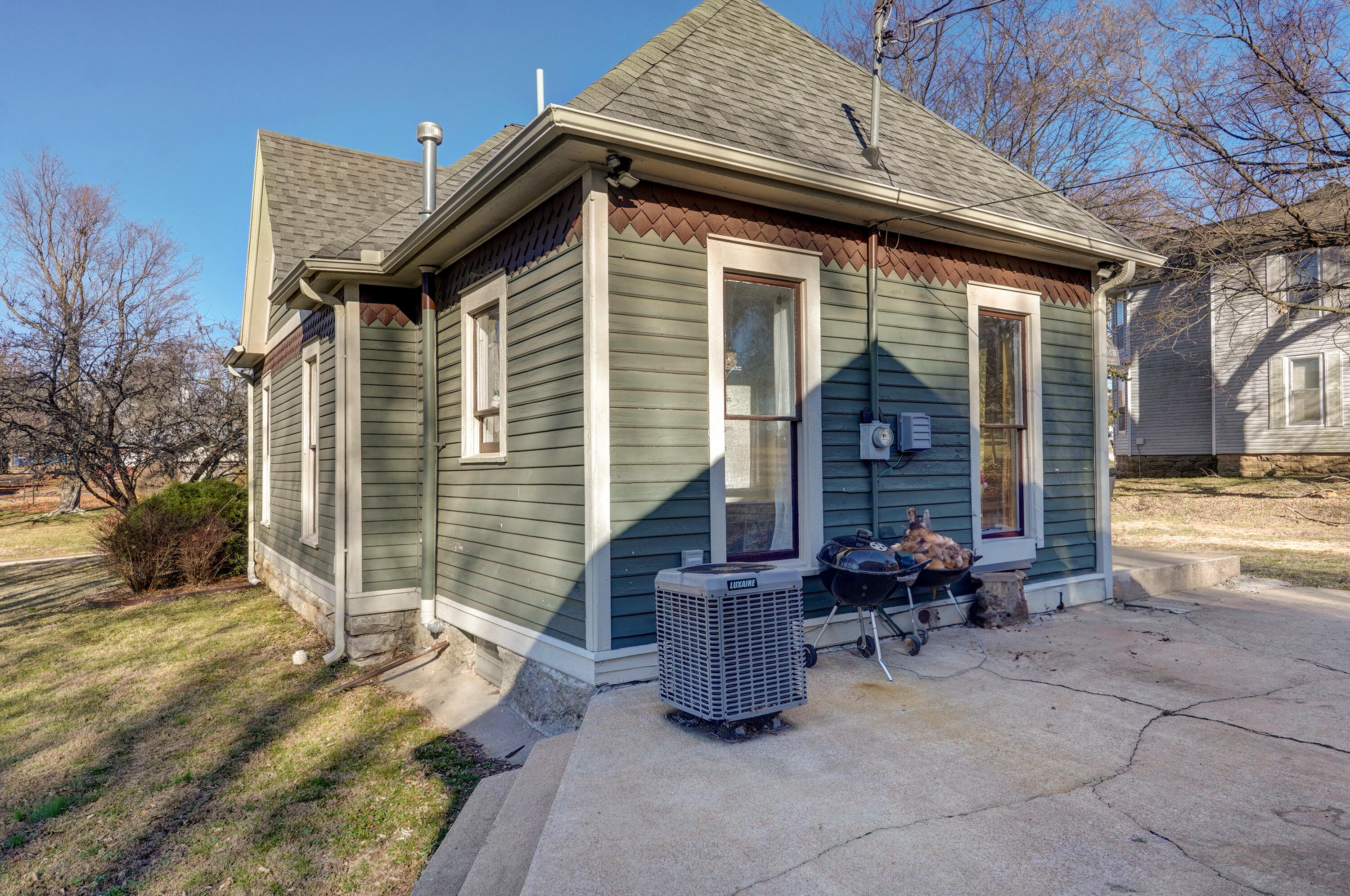 515 East Center Street Property Photo 8