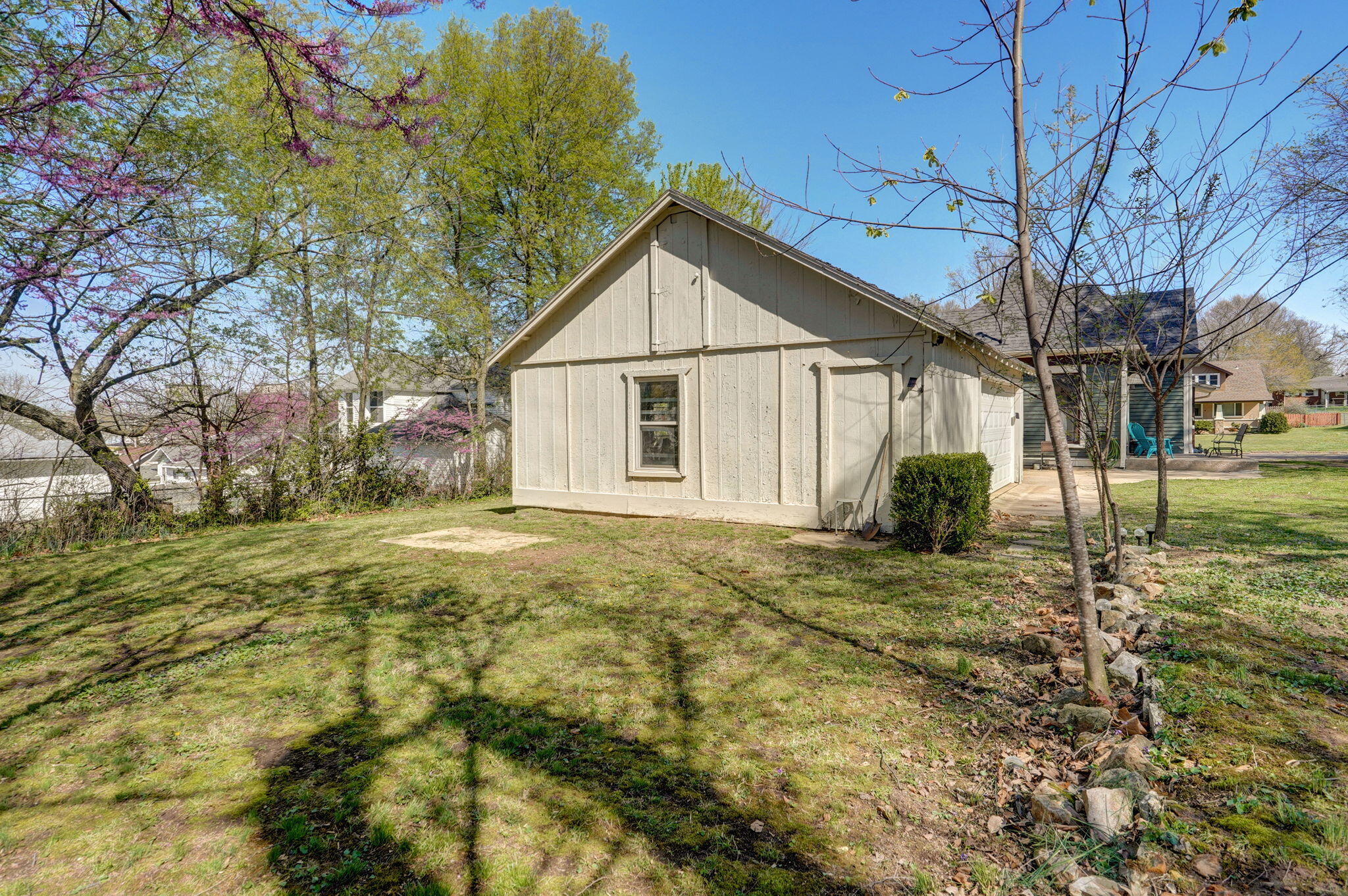 515 East Center Street Property Photo 21