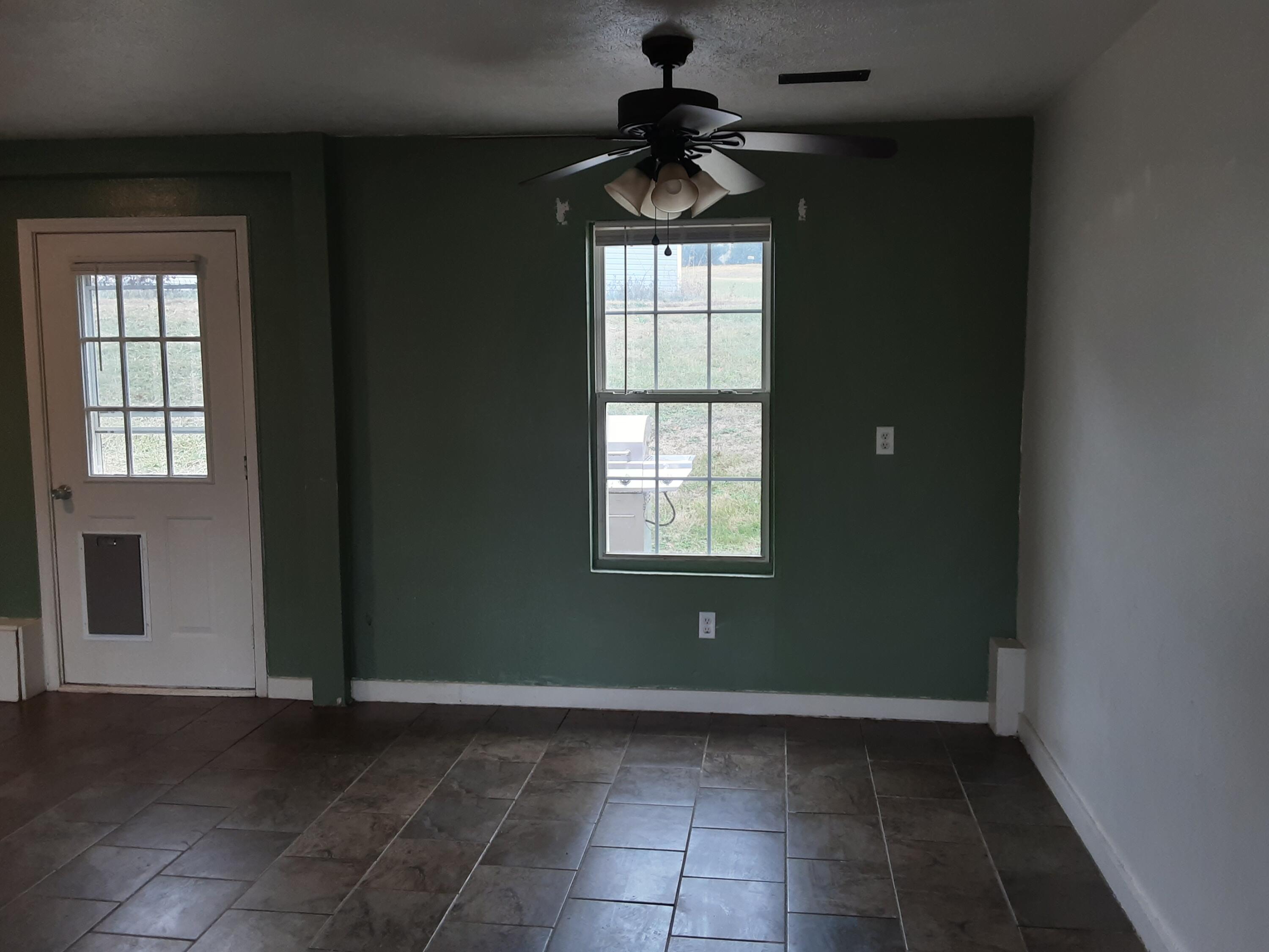 303 South Brown Street Property Photo 9