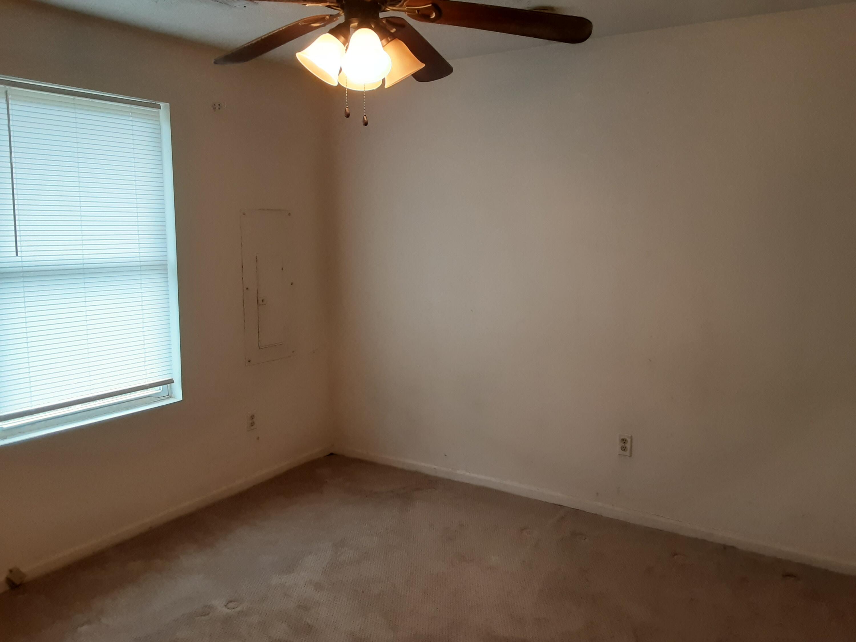 303 South Brown Street Property Photo 23