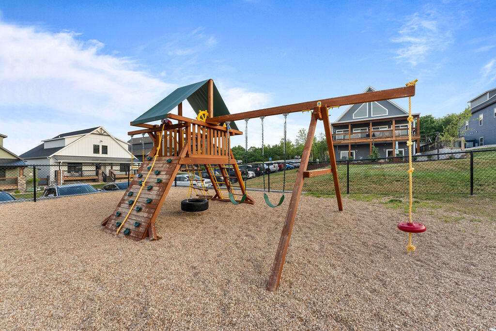 181 Branson Cove Boulevard Property Photo 34