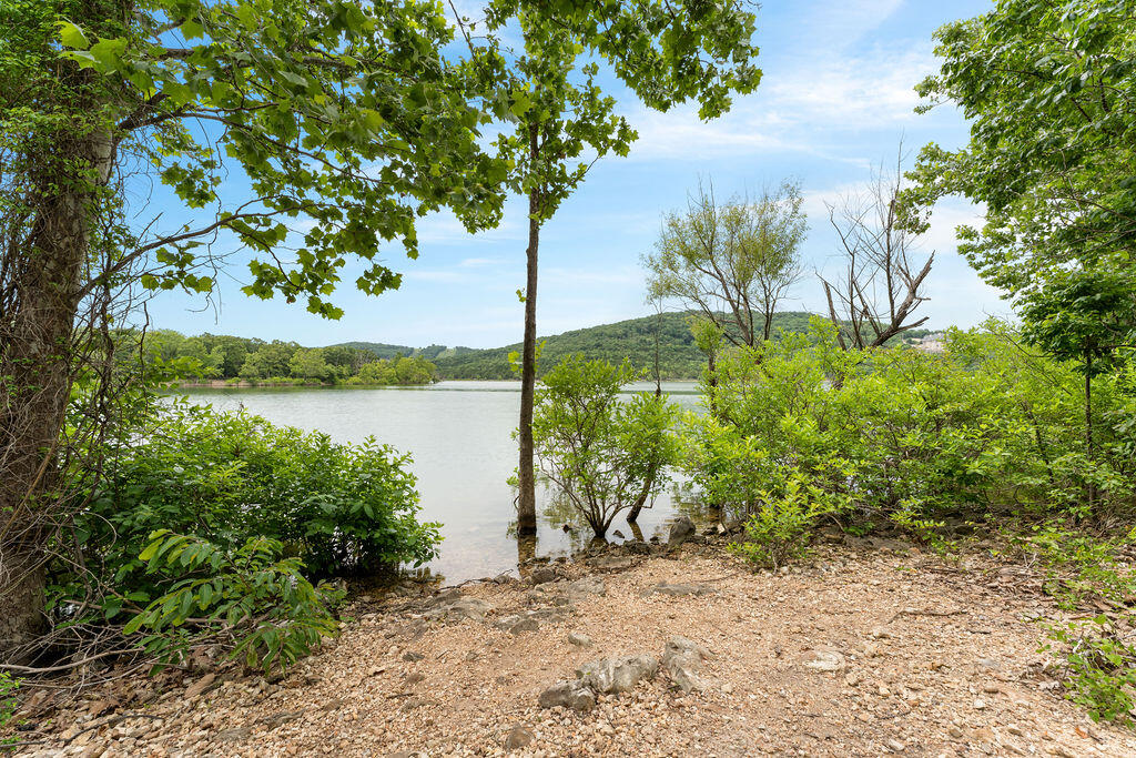 181 Branson Cove Boulevard Property Photo 36