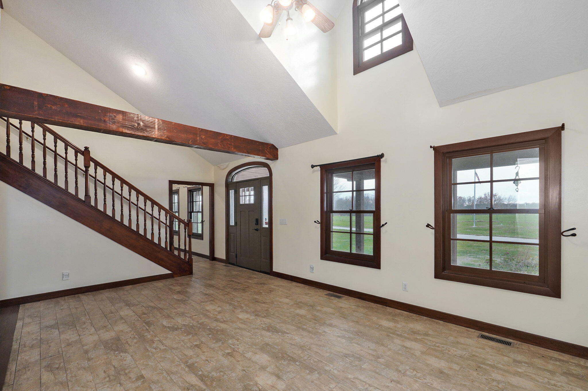 6176 North Farm Road 215 Property Photo 14