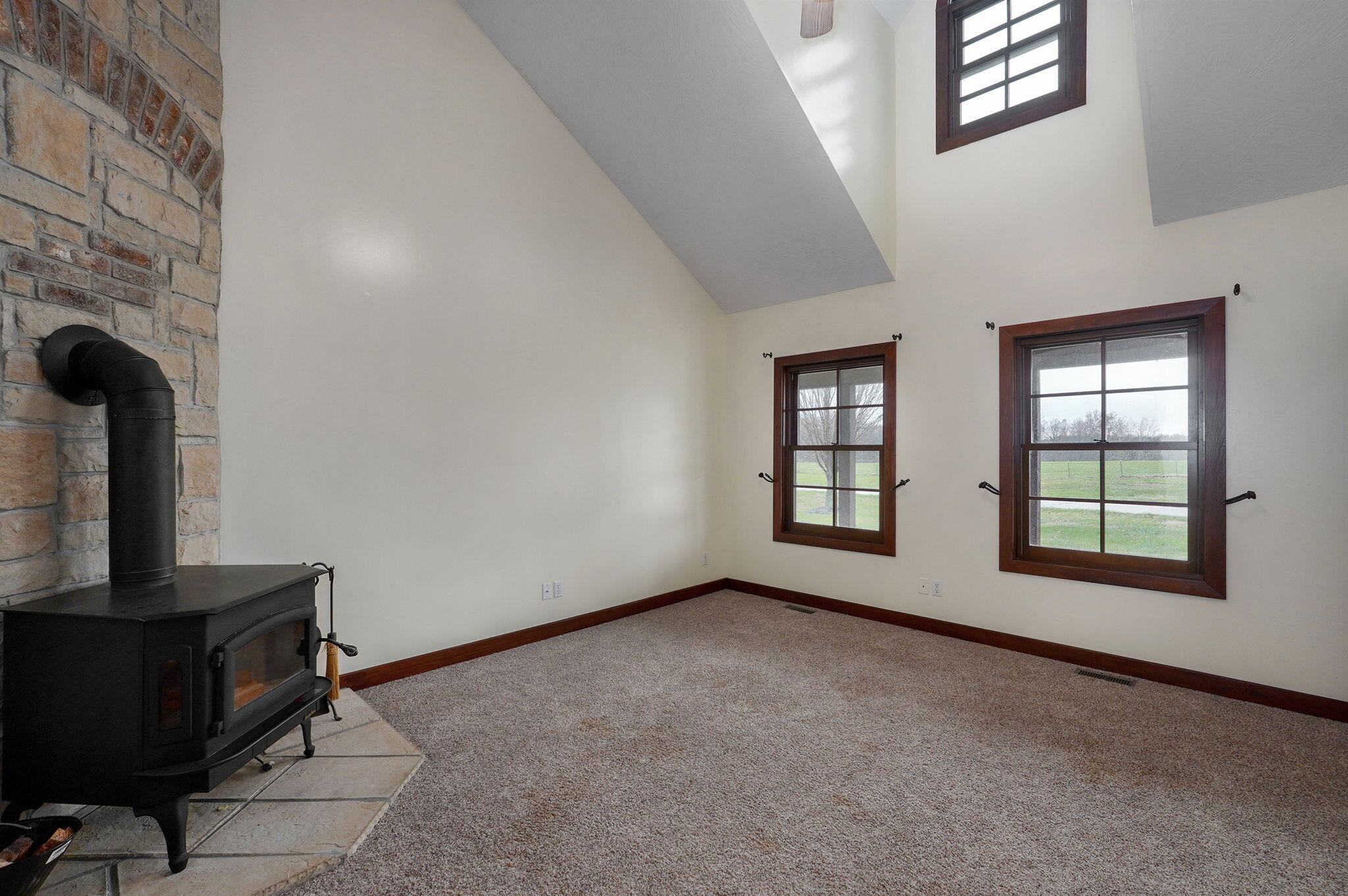 6176 North Farm Road 215 Property Photo 30