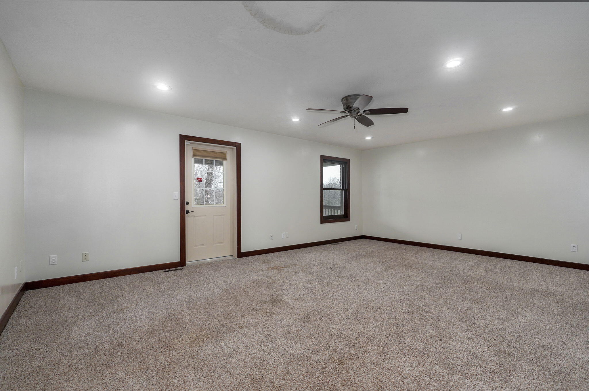6176 North Farm Road 215 Property Photo 40