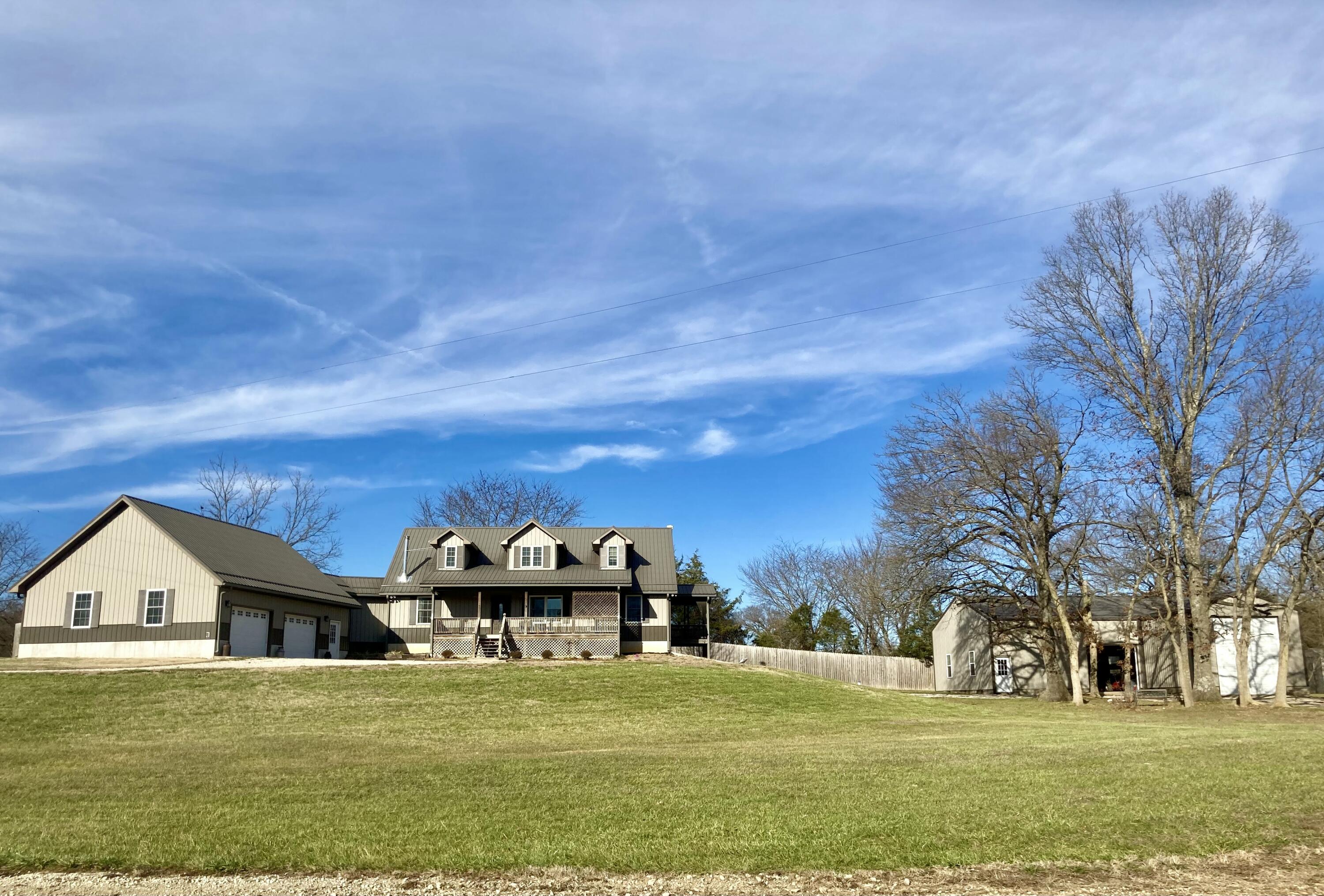 4330 Skyline Road Property Photo 1