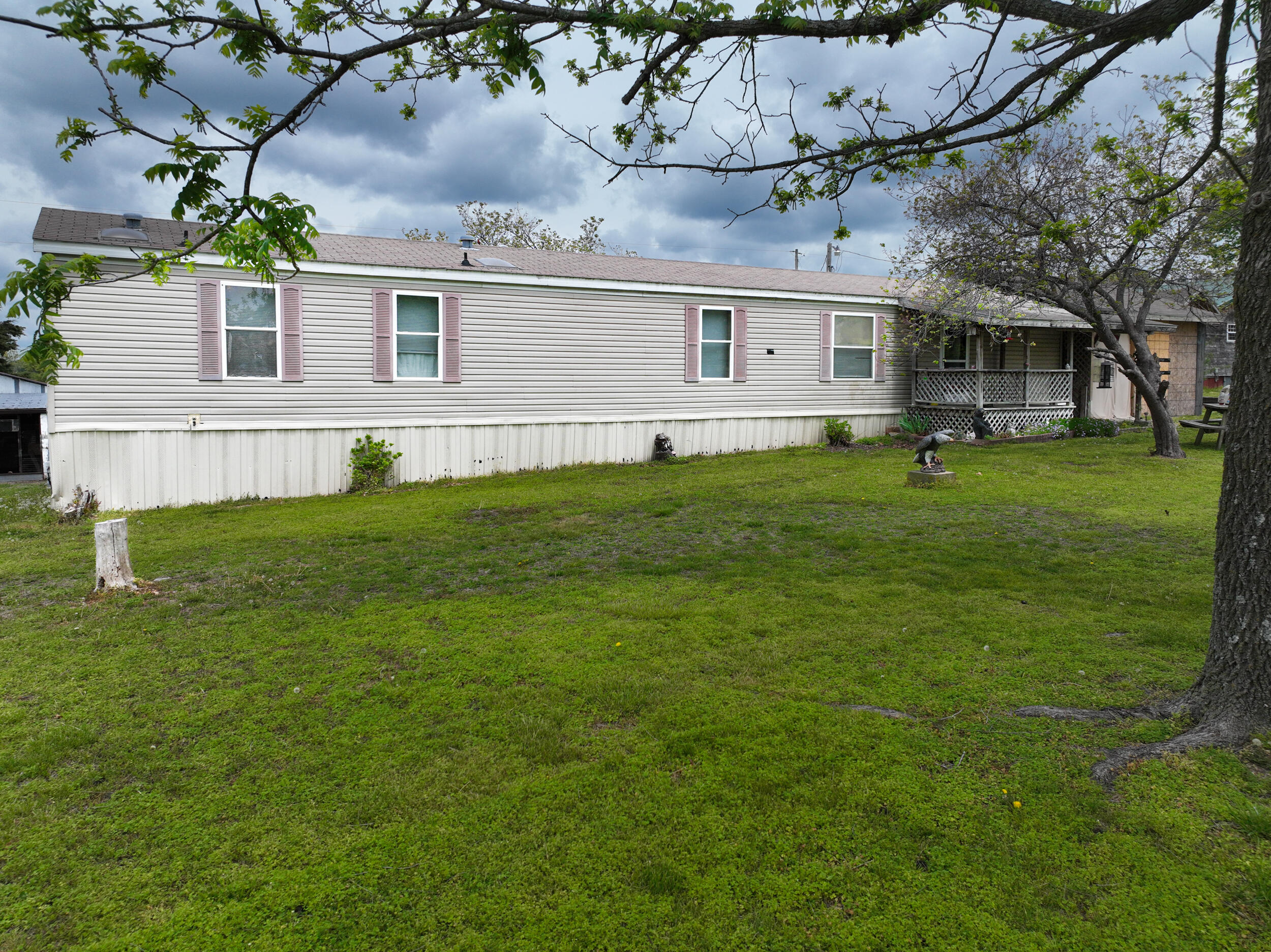 3099 Goff Ridge Road Property Photo 4
