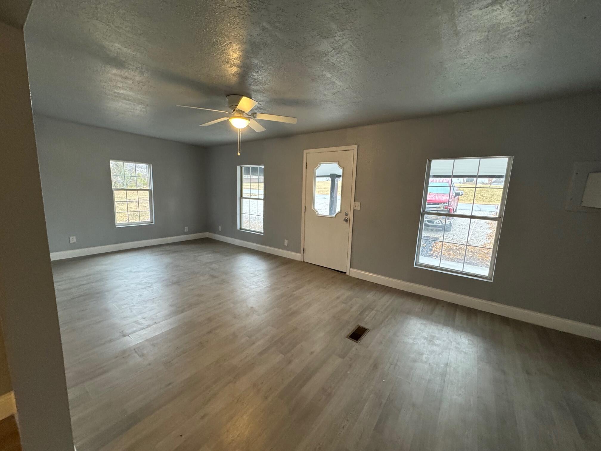 4402 South Joplin Avenue Avenue Property Photo 8