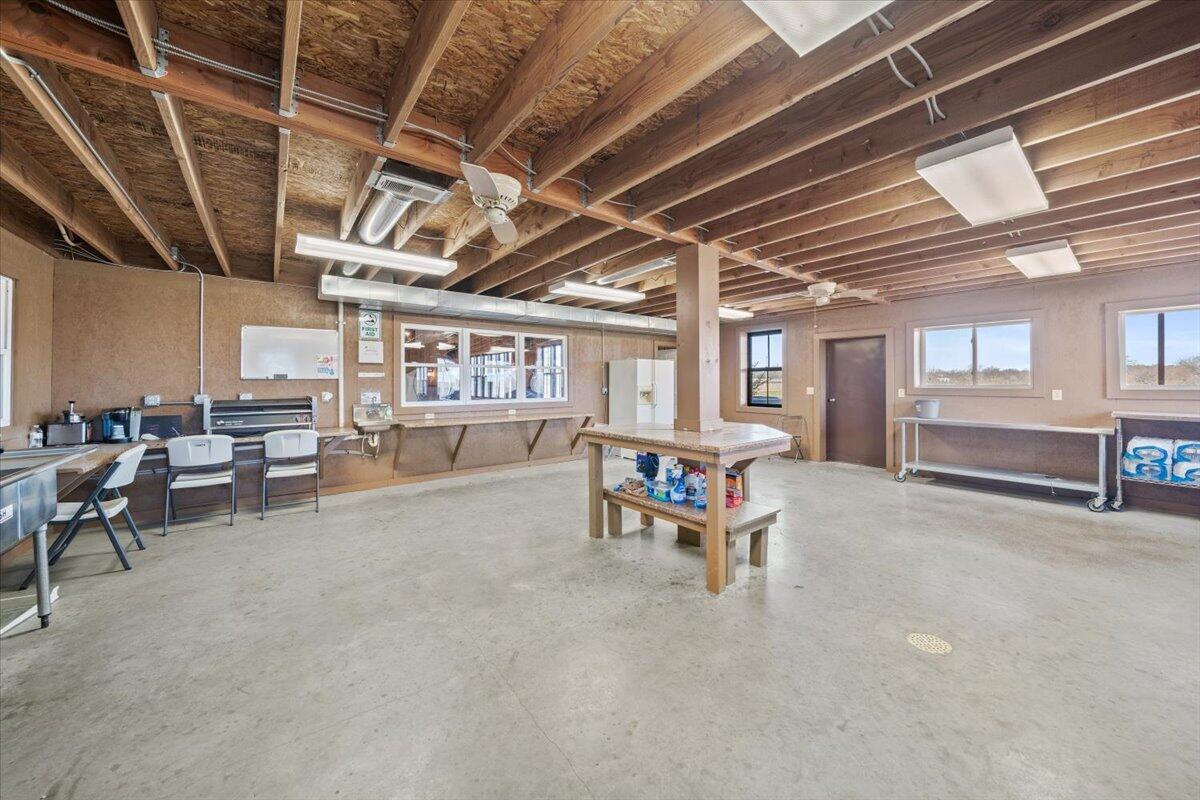 204 East Casey Road Property Photo 38