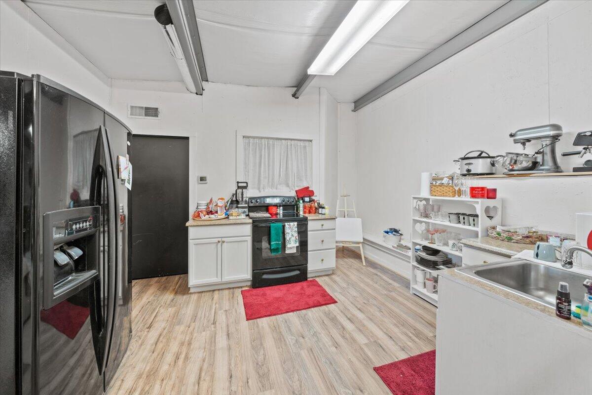 204 East Casey Road Property Photo 46